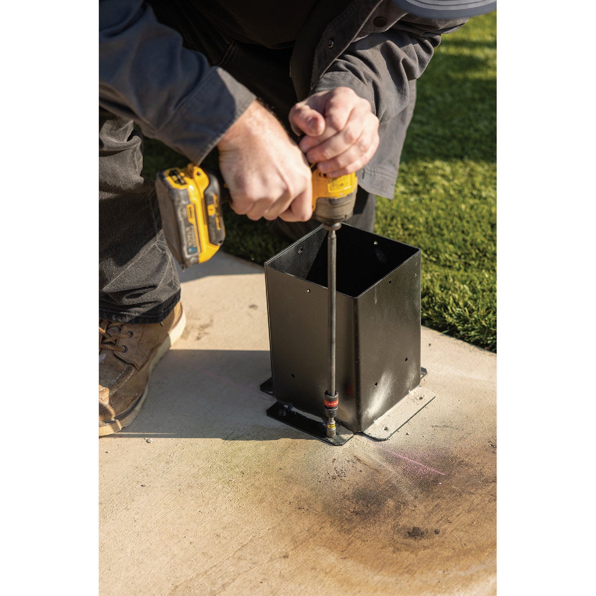 Simpson Strong-Tie Outdoor Accents Sage System Black Powder-Coated Post Base for 6x6 with Screws (2-Pack) Image 2