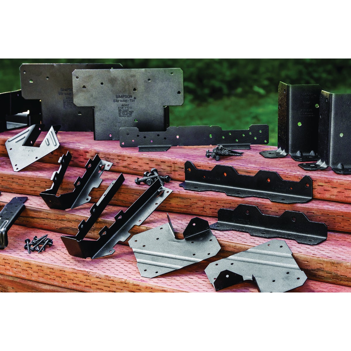 Simpson Strong-Tie Outdoor Accents ZMAX 6 In. x 6 In. Black Adjustable Post Cap Image 5