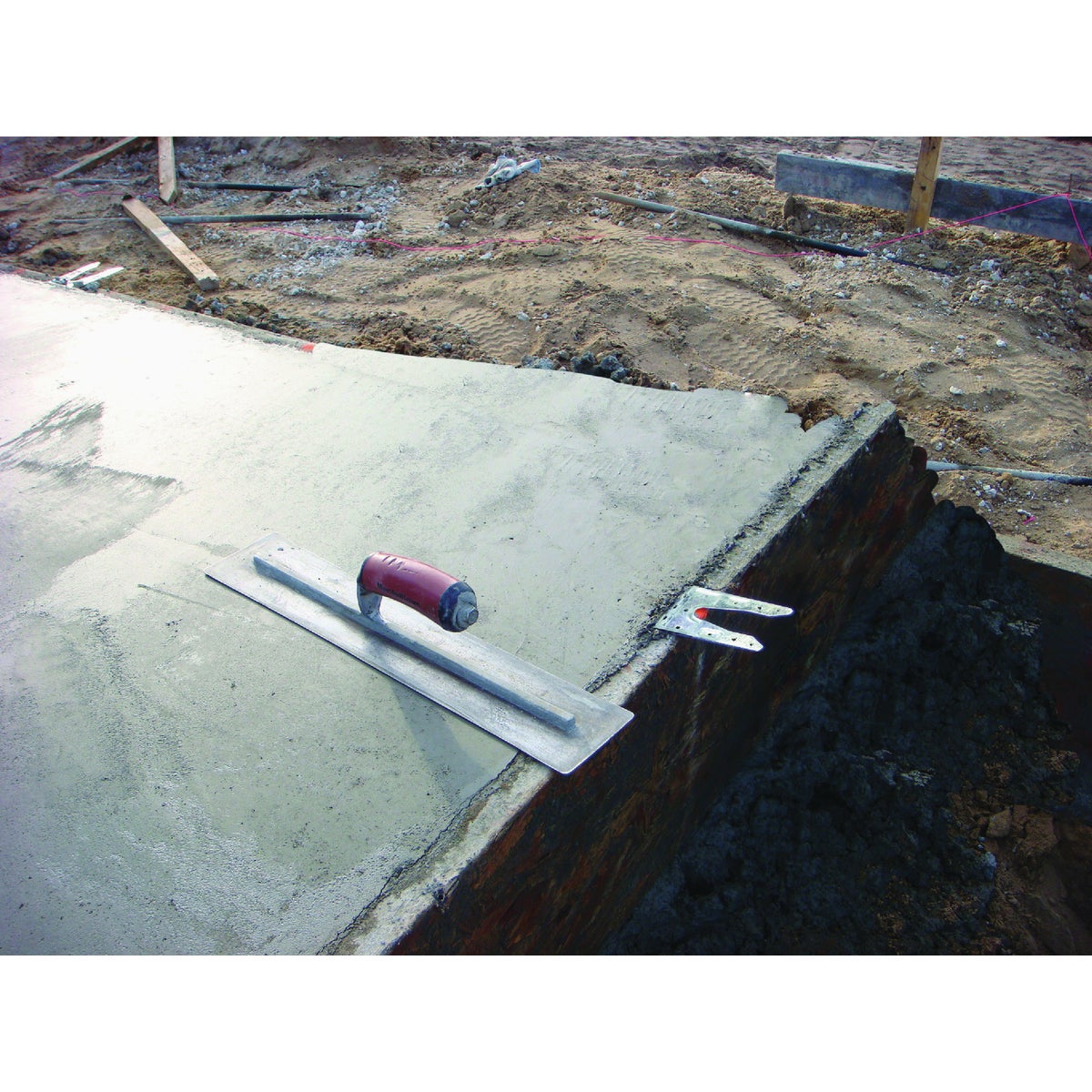 Simpson Strong-Tie MASA 16 ga Galvanized Steel Mudsill Anchor Image 4