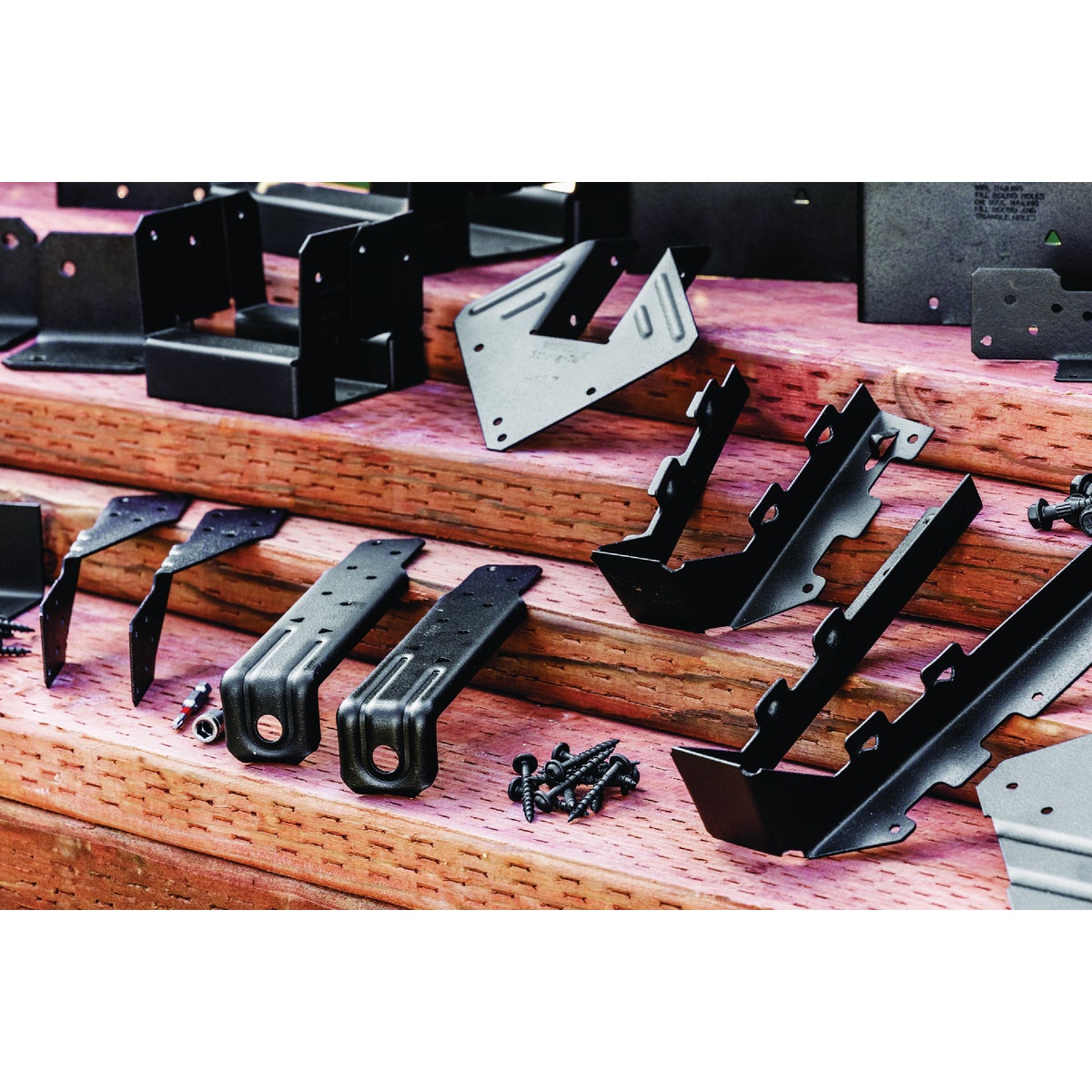 Simpson Strong-Tie Outdoor Accents H1APC ZMAX 18 ga Black Powder-Coated Hurricane Tie Image 5