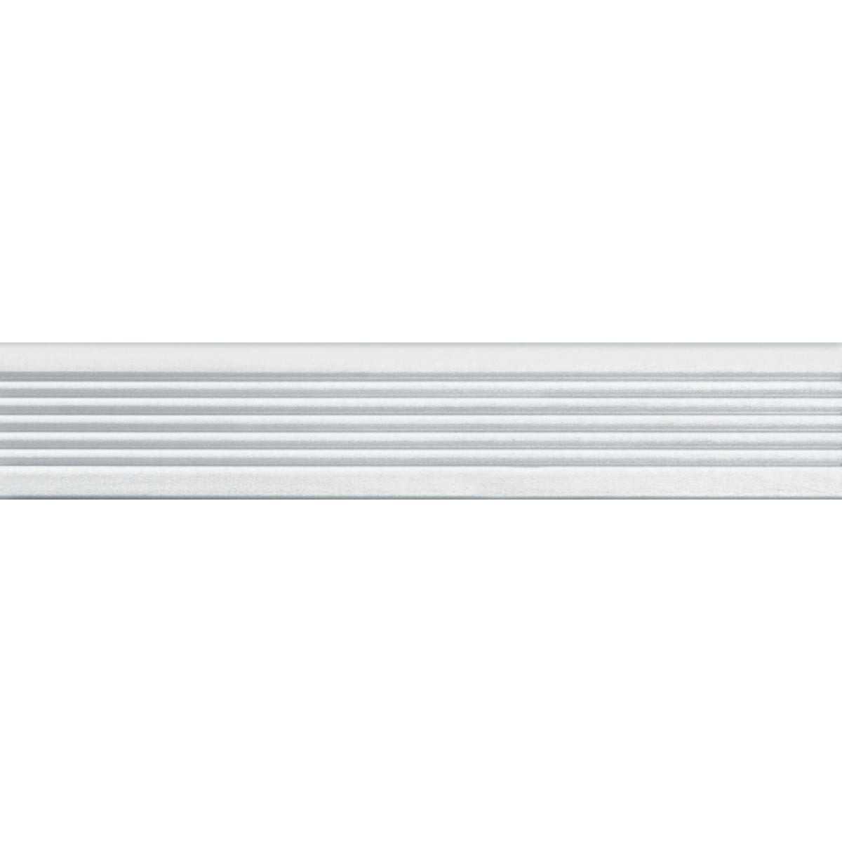 House of Fara 3/4 In. W. x 2-1/4 In. H. x 8 Ft. L. White MDF Fluted Casing Molding Image 2
