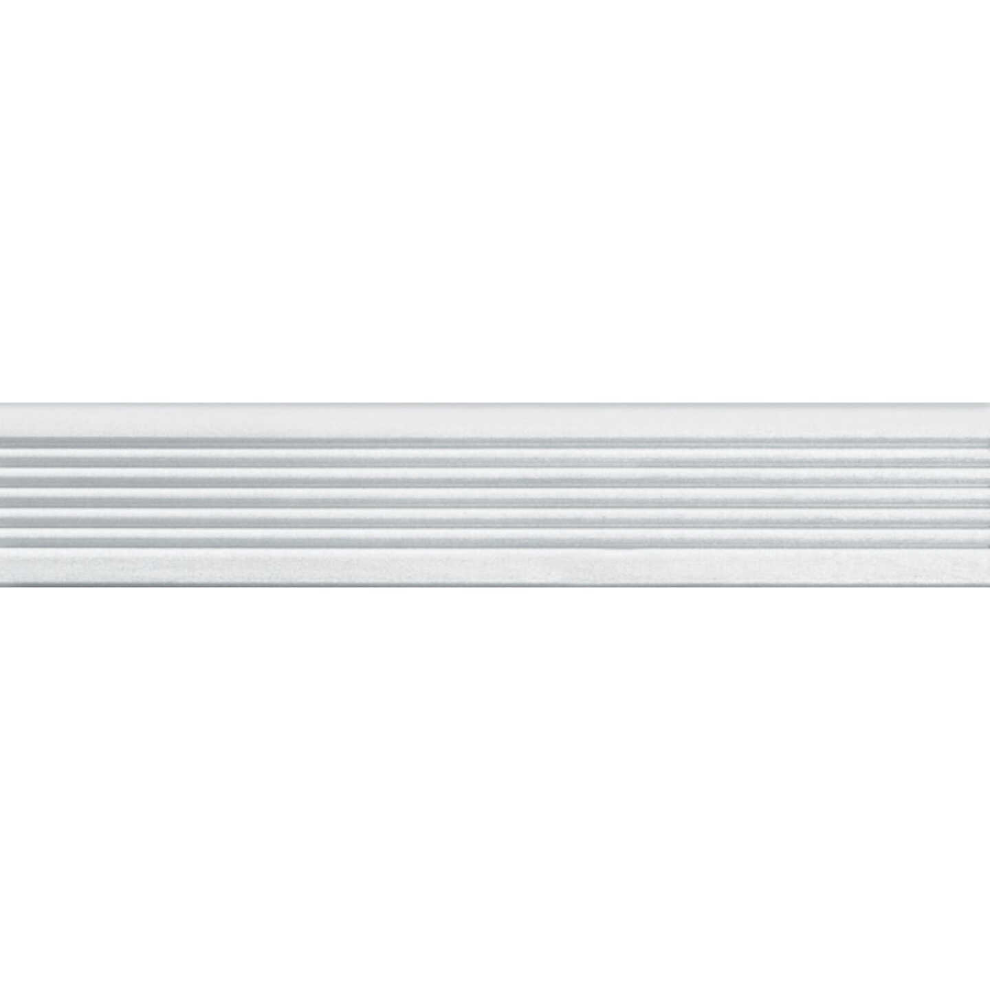 House of Fara 3/4 In. W. x 2-1/4 In. H. x 8 Ft. L. White MDF Fluted Casing Molding Image 2