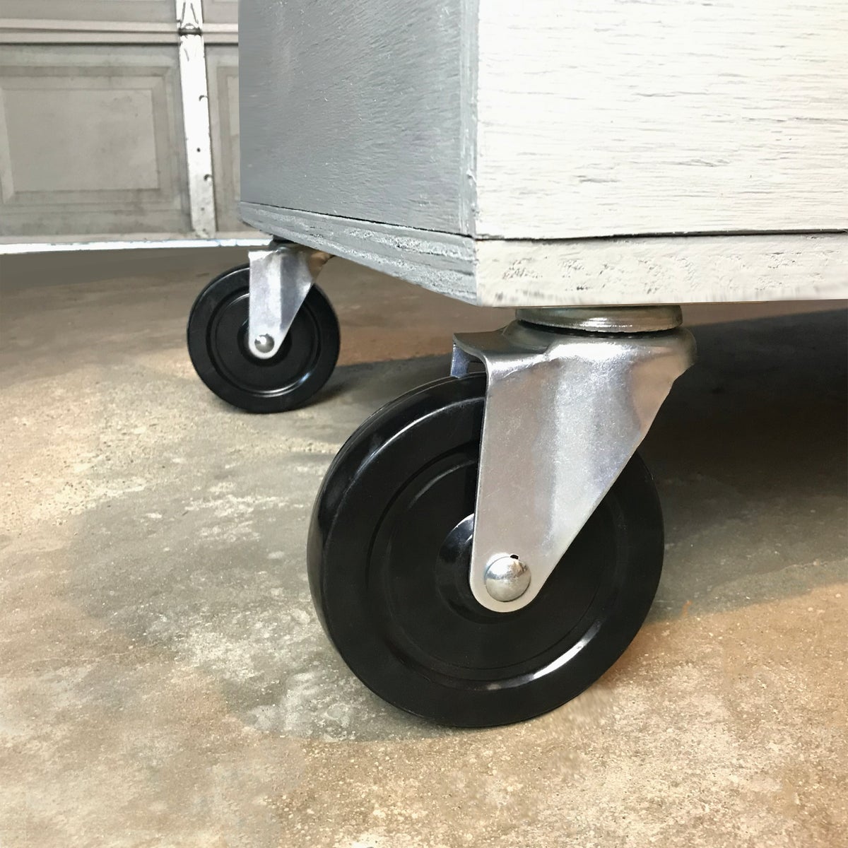 Shepherd Hardware 5 In. General-Duty Soft Rubber Swivel Plate Caster Image 4