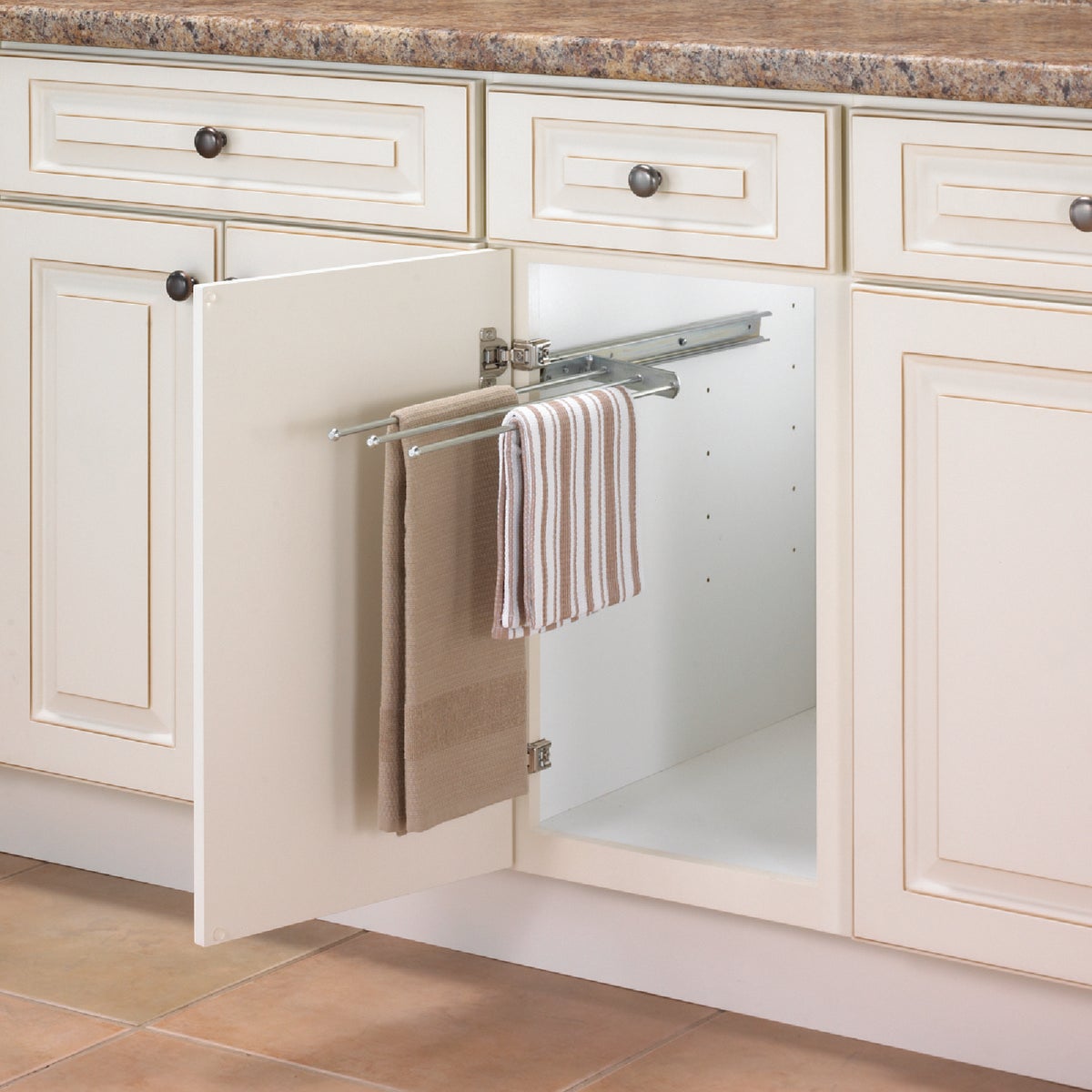 Knape & Vogt Real Solutions Heavy-Duty 18 In. Chrome Towel Bar Image 3