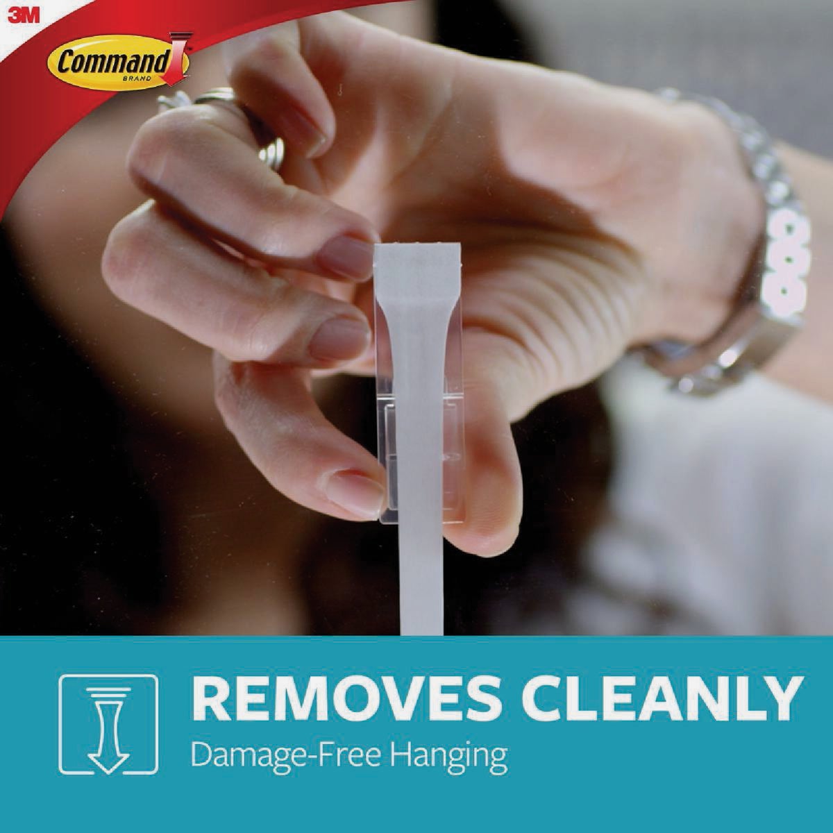 Command Large Double Bath Hook, Matte Black, 1 Hook, 2 Strips Image 3