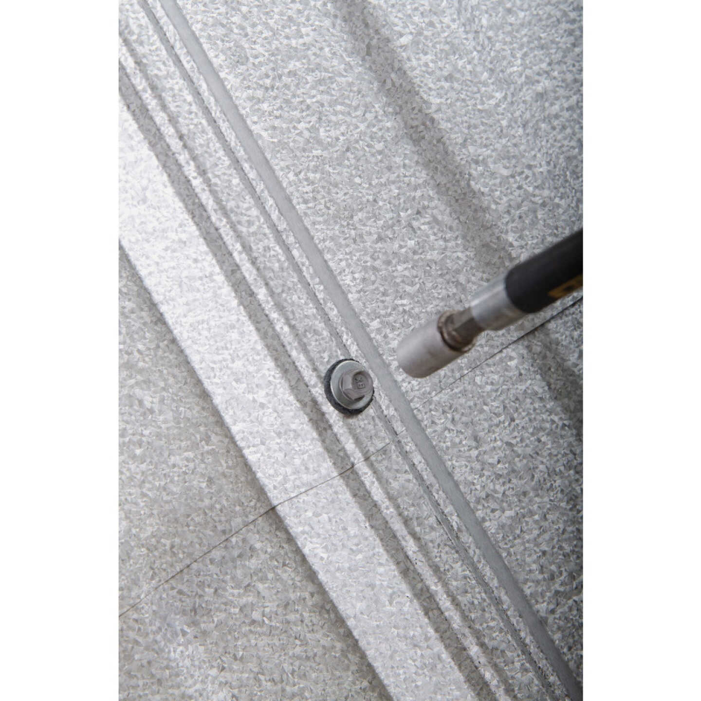 Teks #9 x 1-1/2 In. Hex Washer Head Sharp Point Metal to Wood Roofing Screw (400-Count) Image 3
