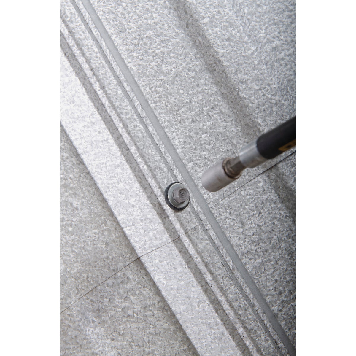Teks #12 x 2 In. Hex Washer Head Self-Drilling Metal to Metal Roofing Screw (50-Count) Image 2