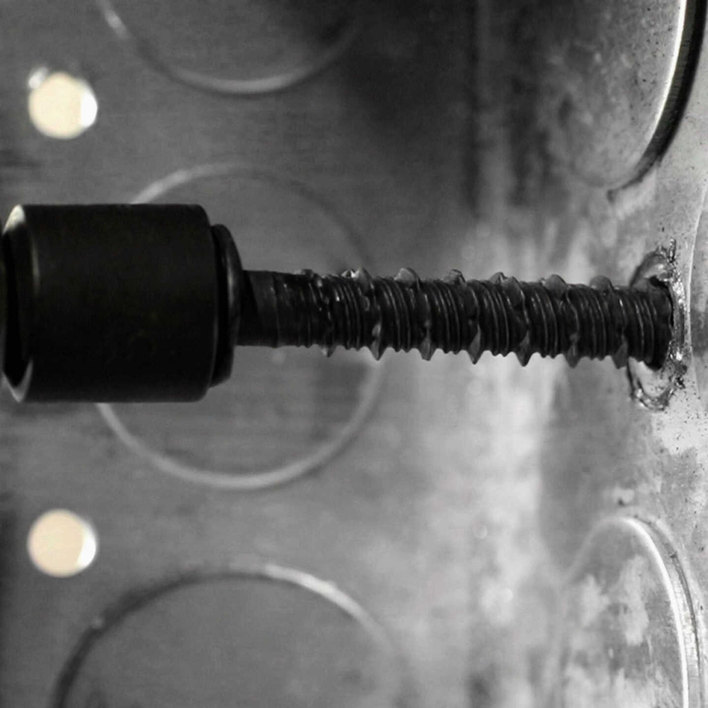Tapcon 1/4 In. x 2-1/4 In. Hex Washer Head Black Concrete Screw (75-Count) Image 2