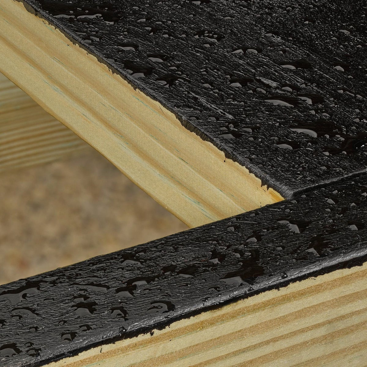 FastenMaster 1 Gal. Deck Frame Coating Image 2