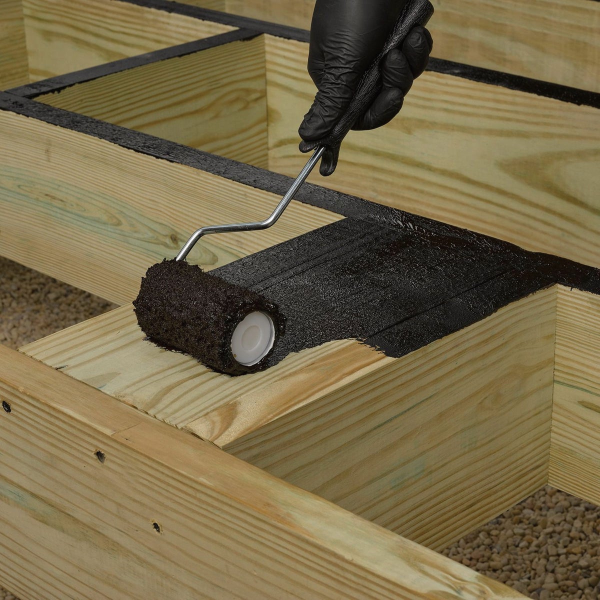 FastenMaster 1 Gal. Deck Frame Coating Image 3