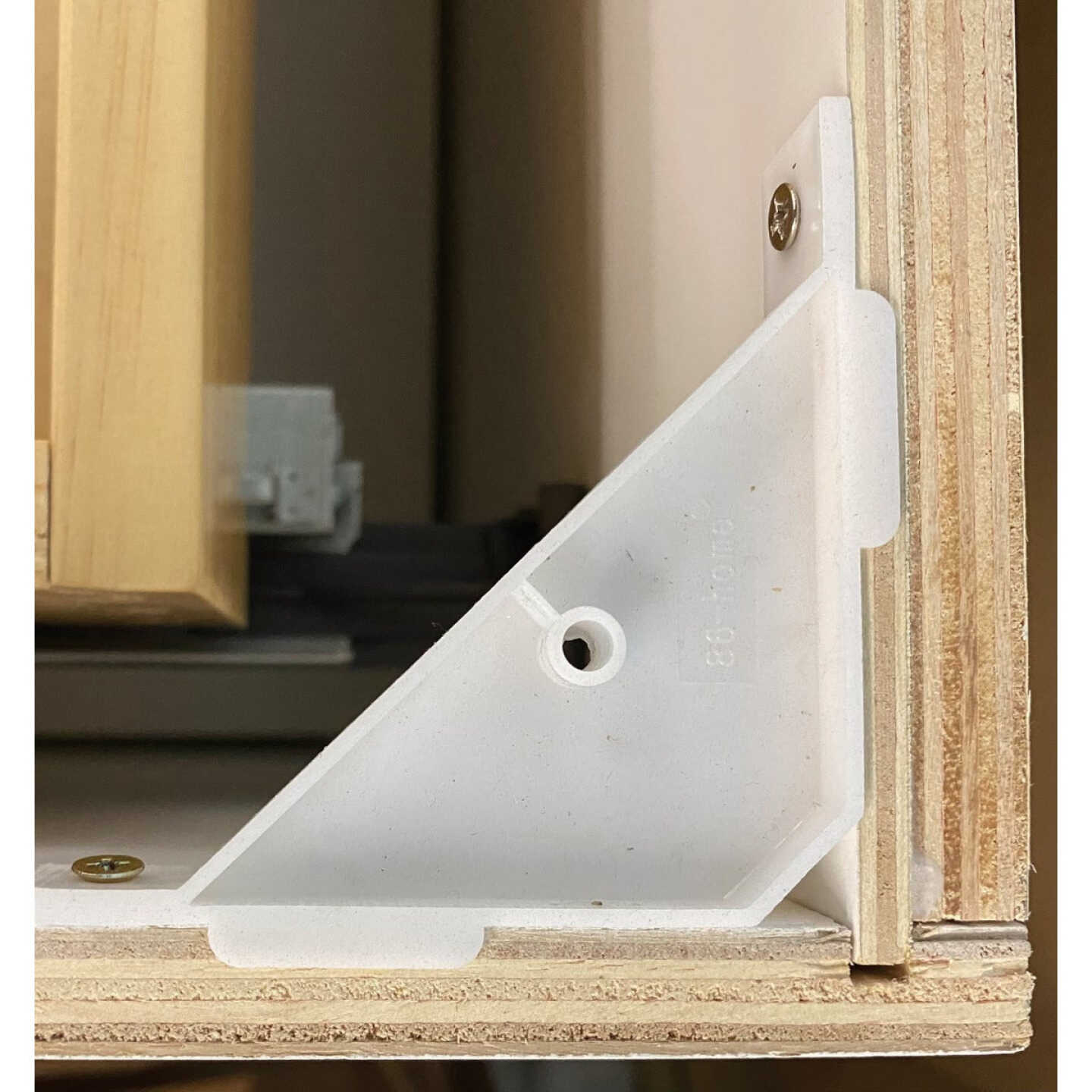 CraftMark Plymouth Shaker 12 In. W x 24 In. D x 34.5 In. H Ready to Assemble White Base Kitchen Cabinet Image 3