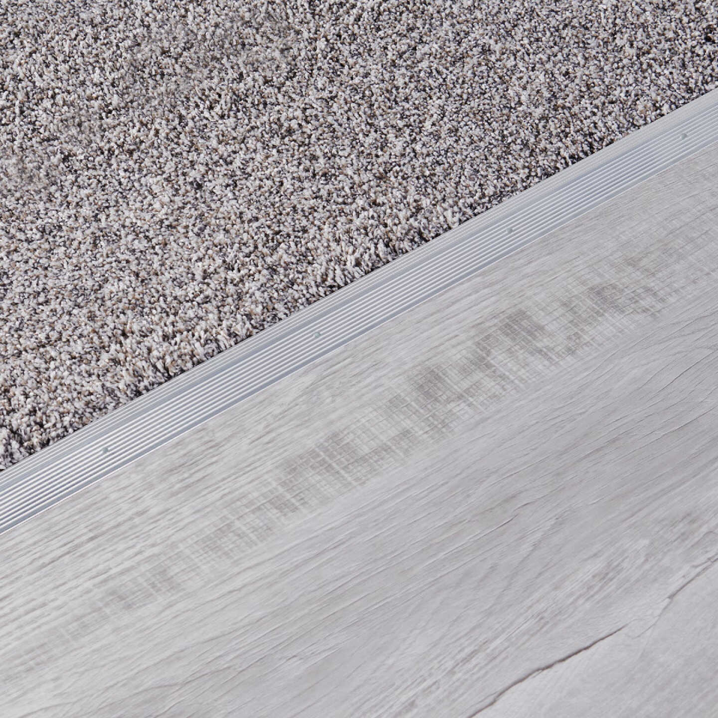M-D Building Products 1-3/8 In. X 36 In. Silver Aluminum Carpet Trim with Screw Nails Image 3