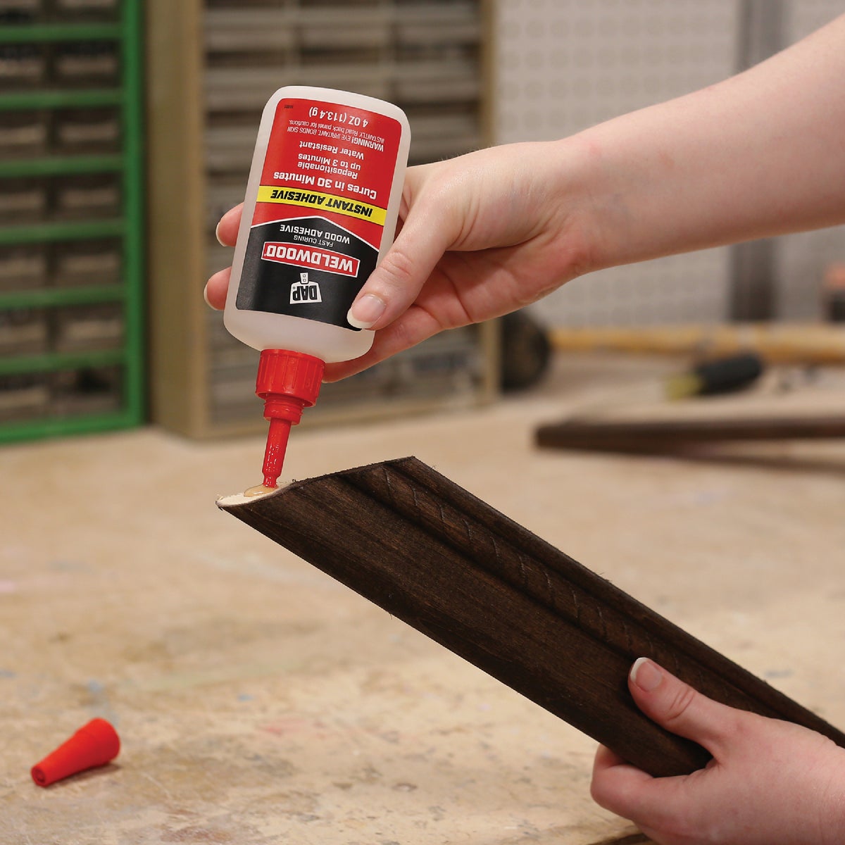 DAP Weldwood 4 Oz. Wood Glue Image 2