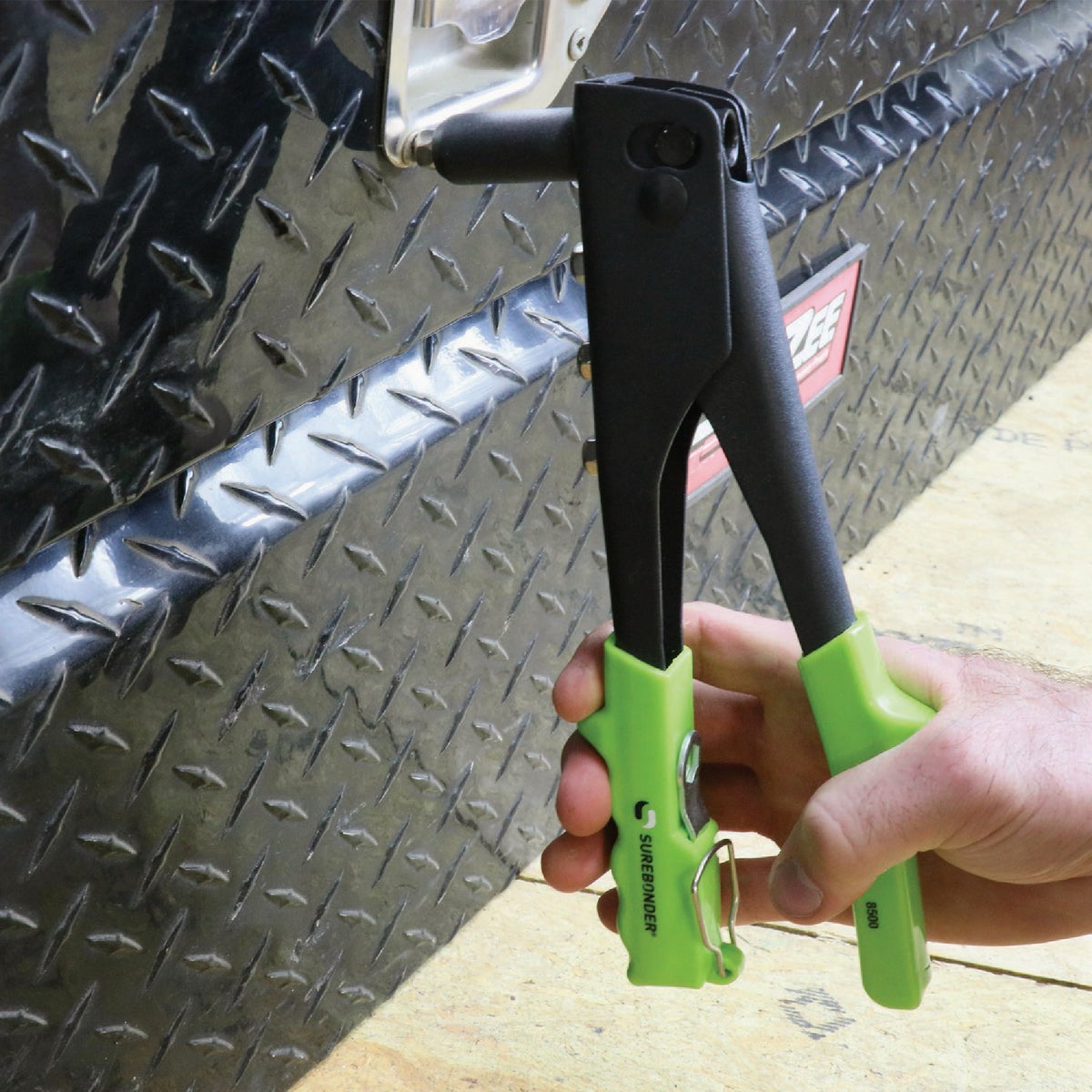 Surebonder Light Duty Rivet Tool Image 2