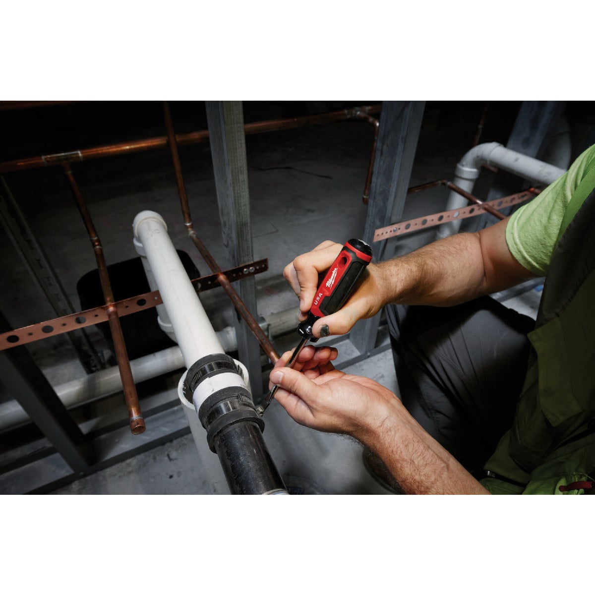 Milwaukee 5/16 In. x 6 In. Slotted Screwdriver with Cushion Grip Image 6