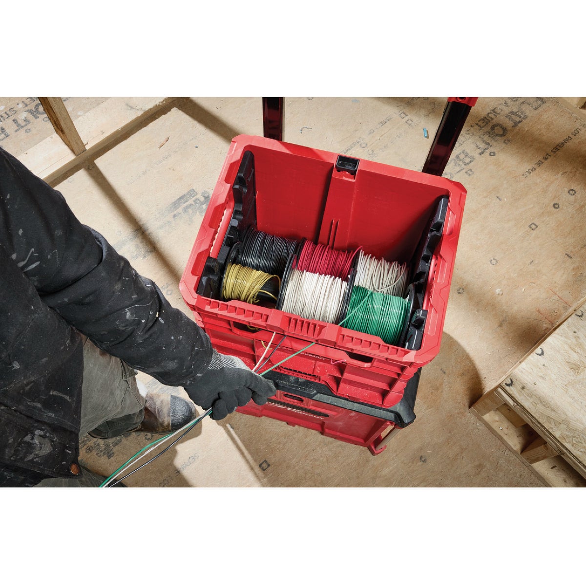 Milwaukee PACKOUT XL Wire Pulling Crate Image 6
