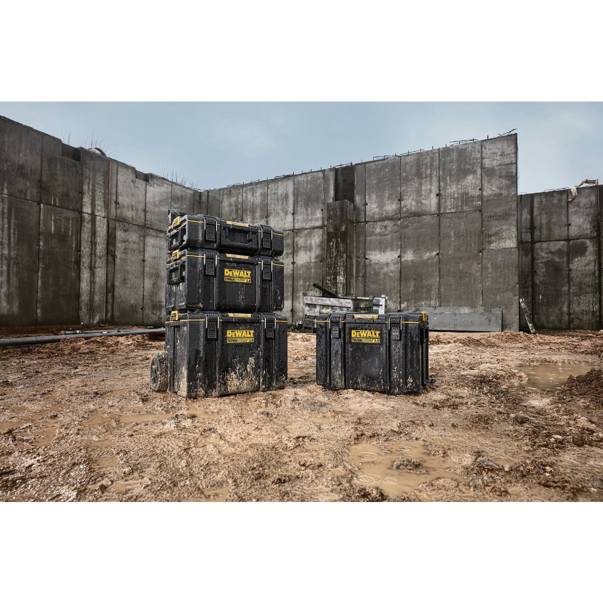 DEWALT ToughSystem 2.0 Small Tool Box, 110 Lb. Capacity Image 3