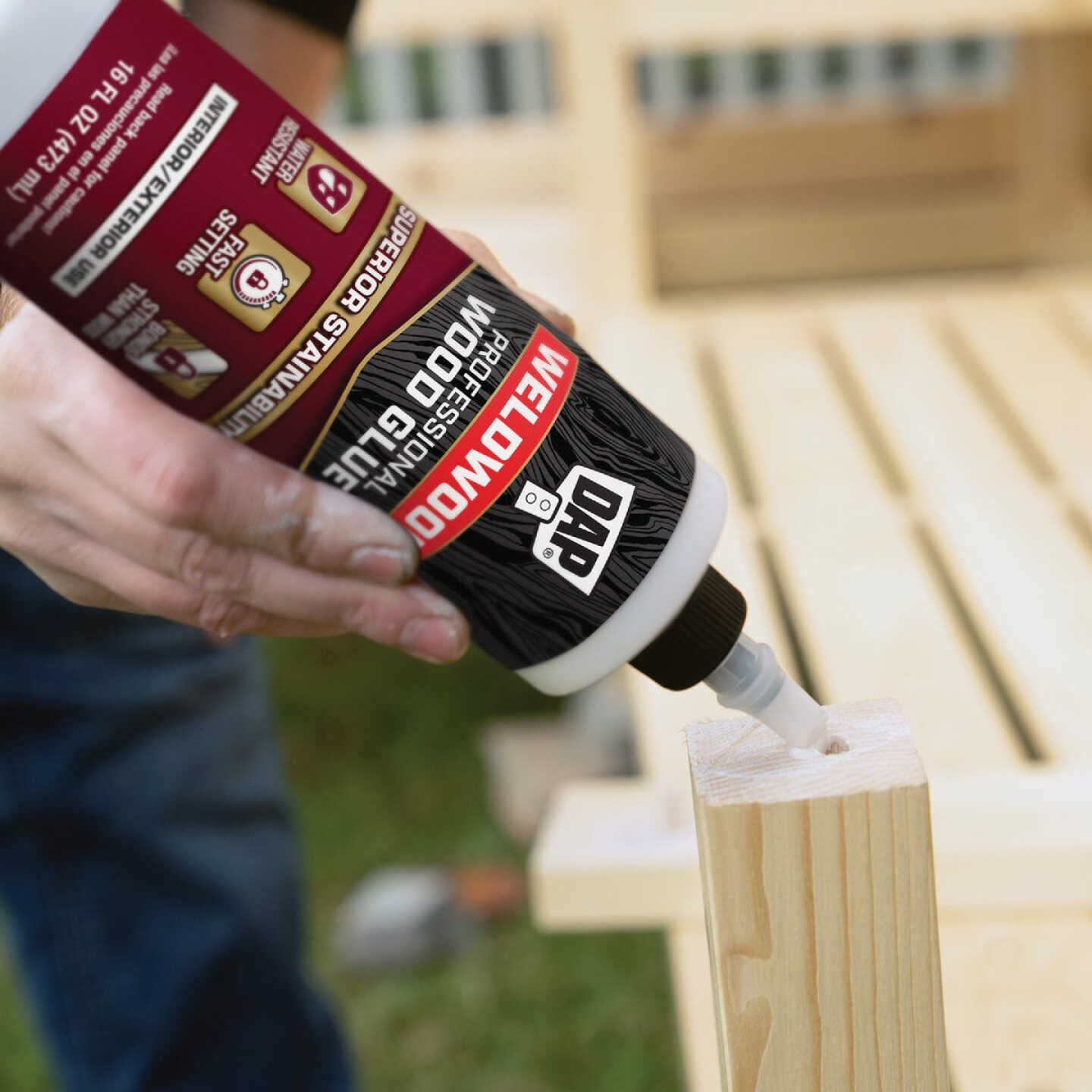 DAP Weldwood 8 oz. Professional Wood Glue Image 6