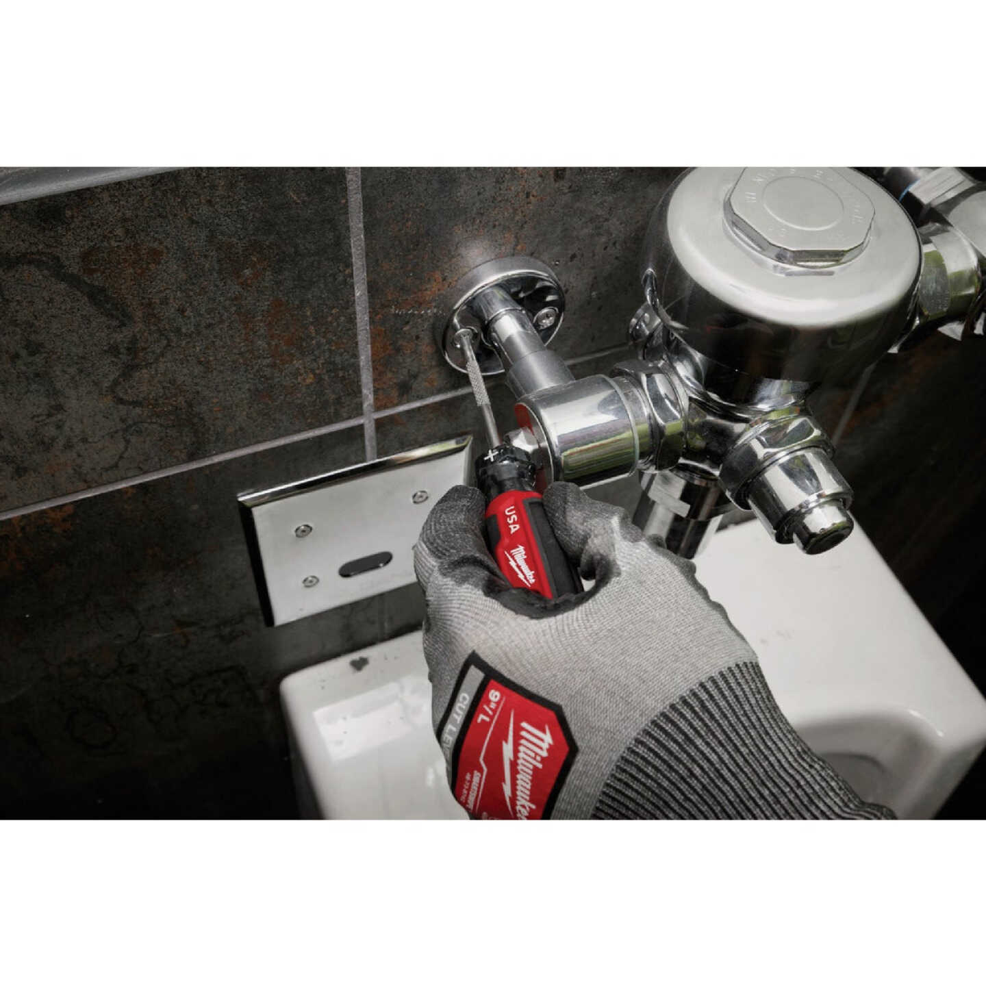 Milwaukee #1 x 3 In. Phillips Screwdriver with Cushion Grip Image 6