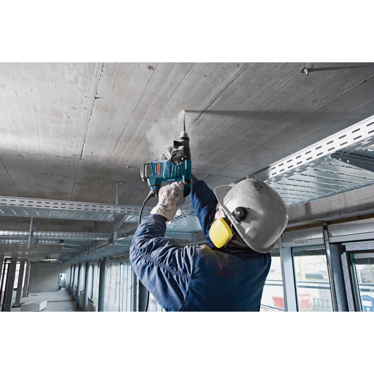Bosch SDS Plus 1-1/8 In. Electric Rotary Hammer Drill (Tool Only) Image 3