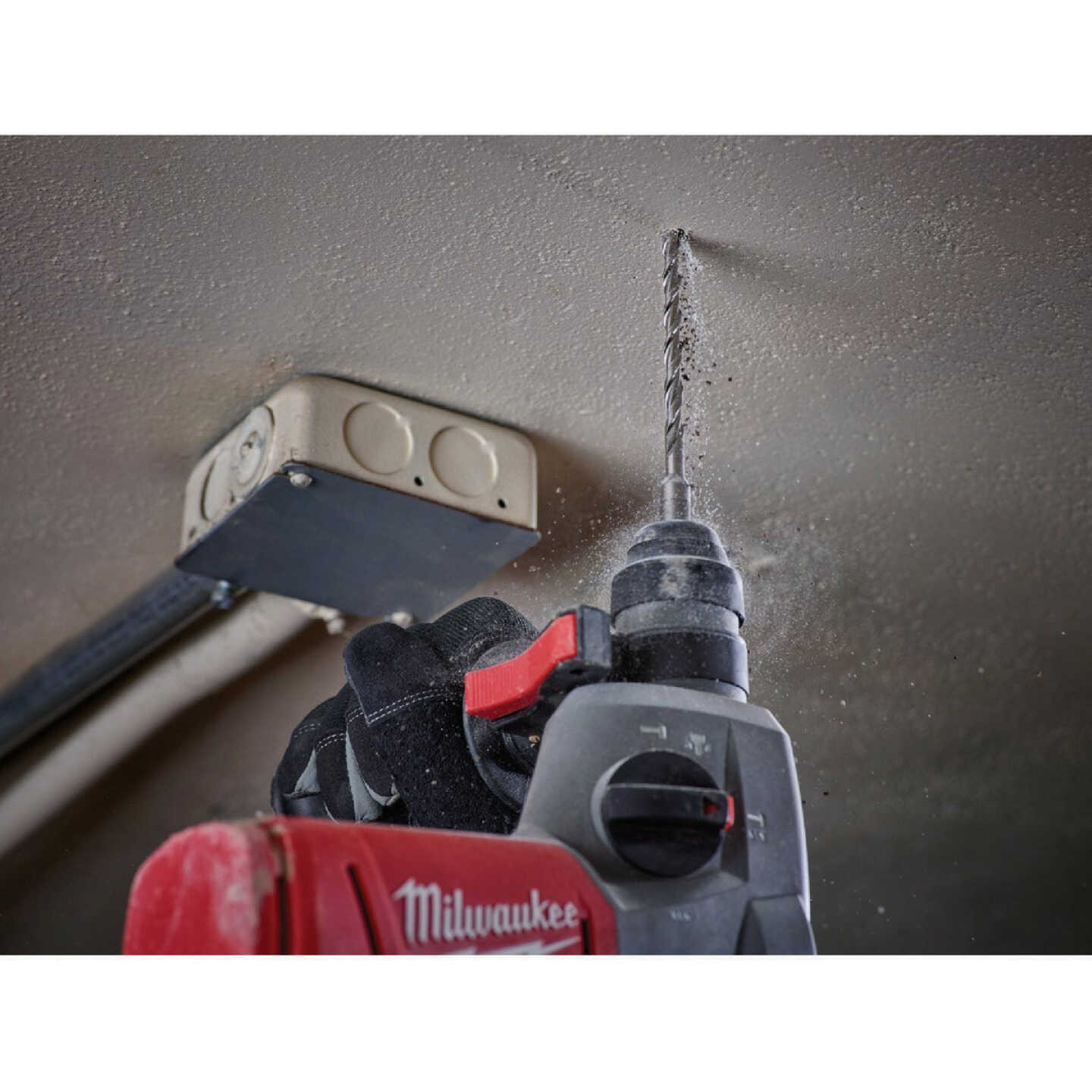 Milwaukee SDS Plus 1 In. x 16 In. x 18 In. Rotary Hammer Drill Bit (2-Pack) Image 3