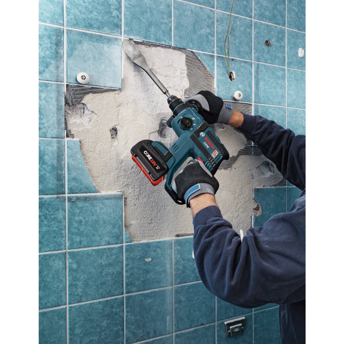 Bosch Bulldog Xtreme 1-1/2 In. x 10 In. SDS Plus Tile Chisel Image 3
