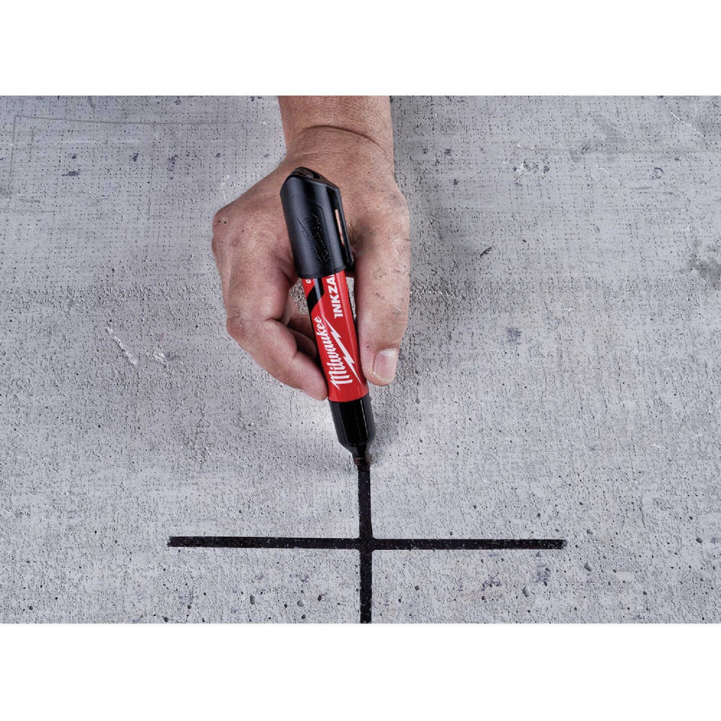Milwaukee INKZALL Large Chisel Tip Black Job Site Marker Image 3