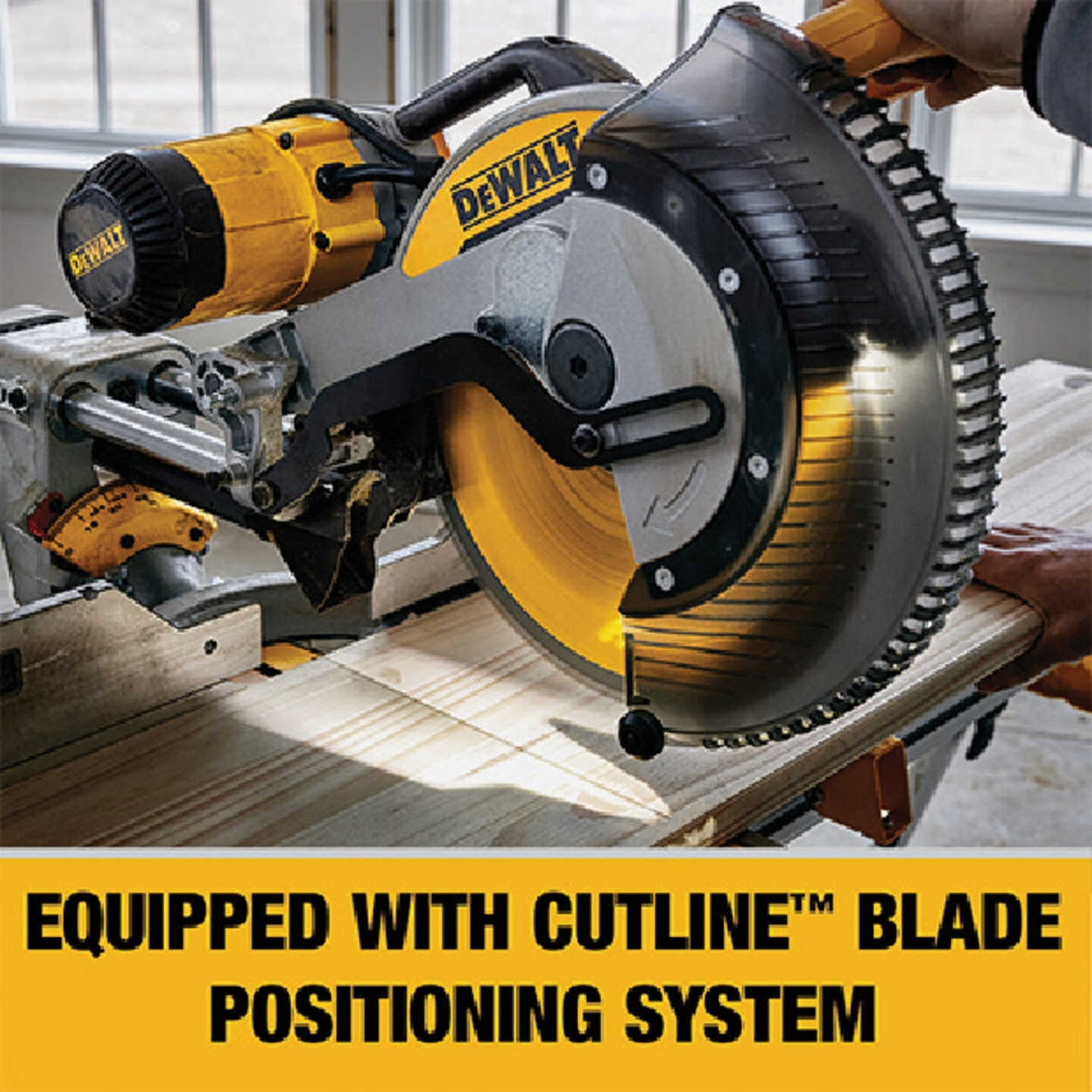DEWALT 12 In. 15-Amp Dual-Bevel Sliding Compound Miter Saw Image 8