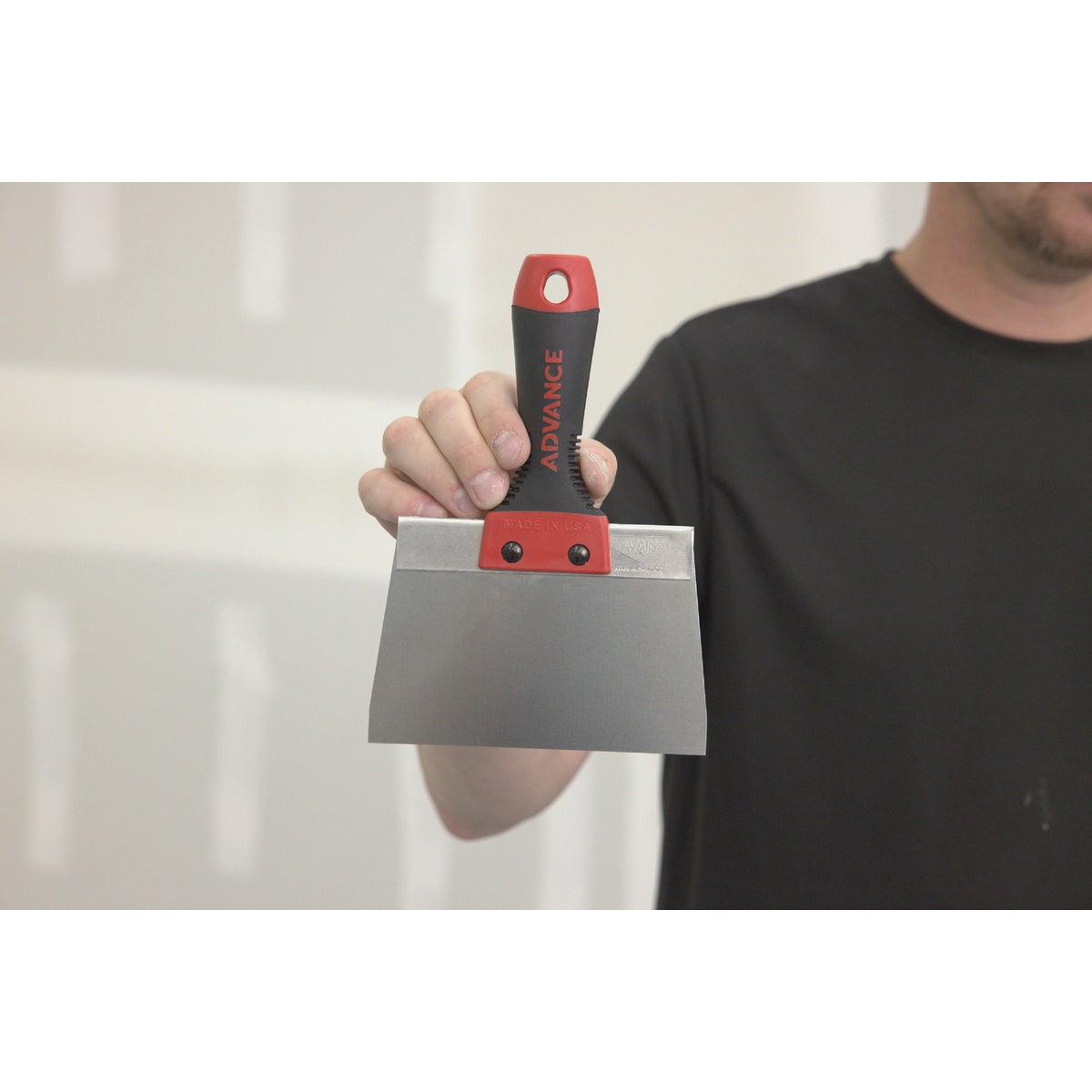 Advance Equipment 6 In. Stainless Steel Cool Grip II Taping Knife Image 3