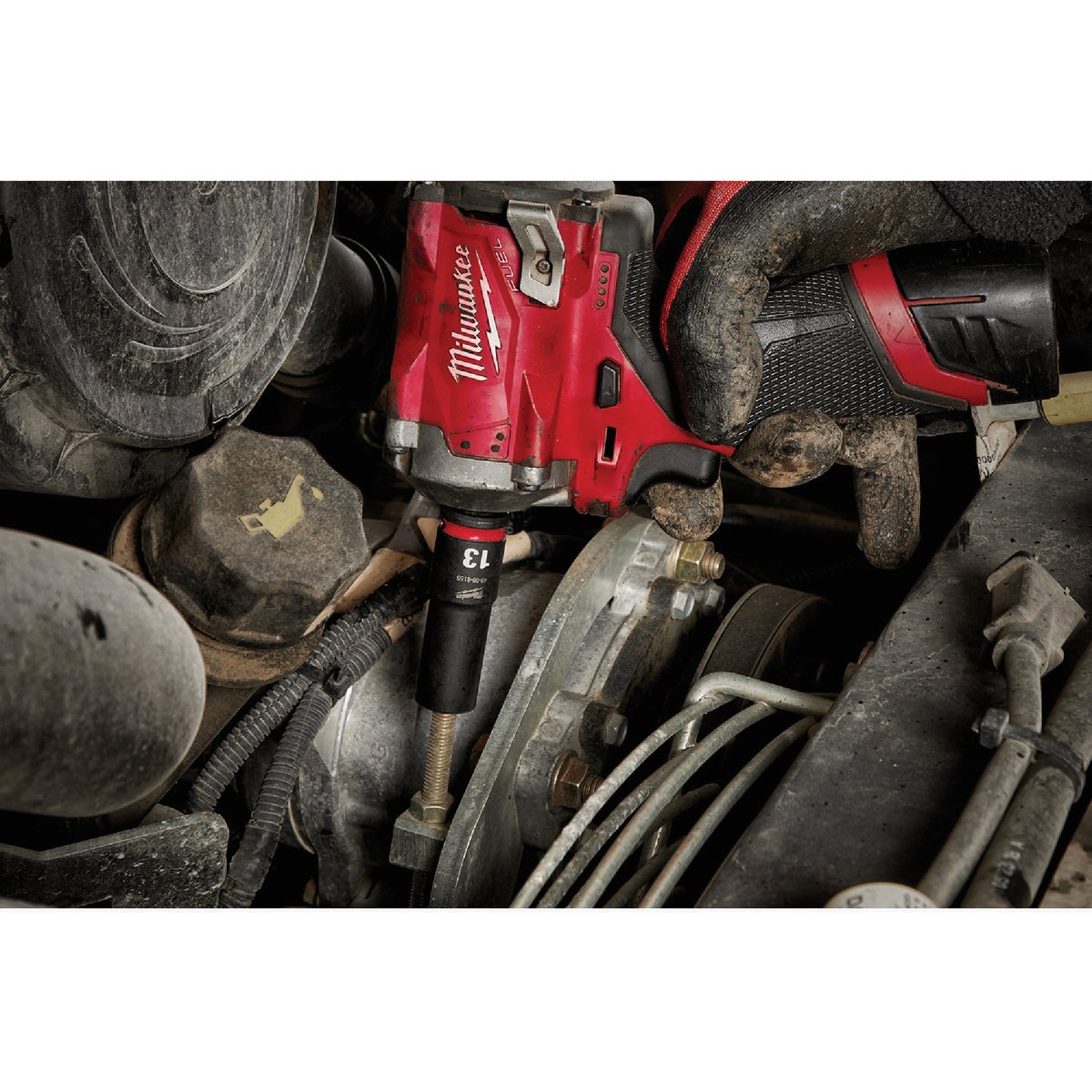 Milwaukee SHOCKWAVE 3/8 In. Drive Metric Deep 6-Point Impact Duty Socket Set (14-Piece) Image 3