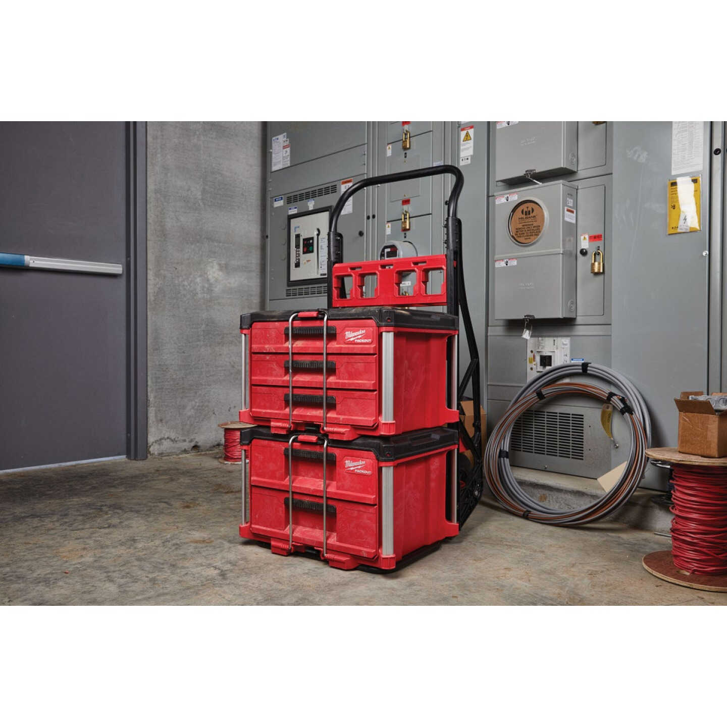 Milwaukee PACKOUT 2-Drawer Toolbox, 50 Lb. Capacity Image 3