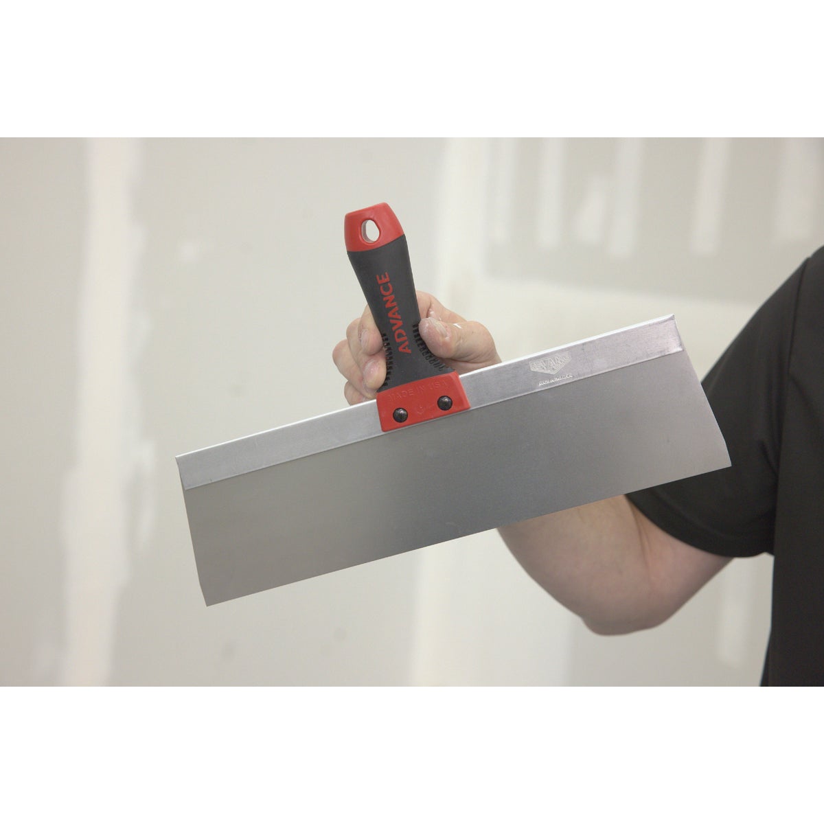 Advance Equipment 12 In. Stainless Steel Slimline Taping Knife Image 2
