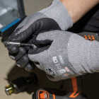 Klein 8-in-1 Stubby Adjustable Length Multi-Bit Screwdriver Image 3