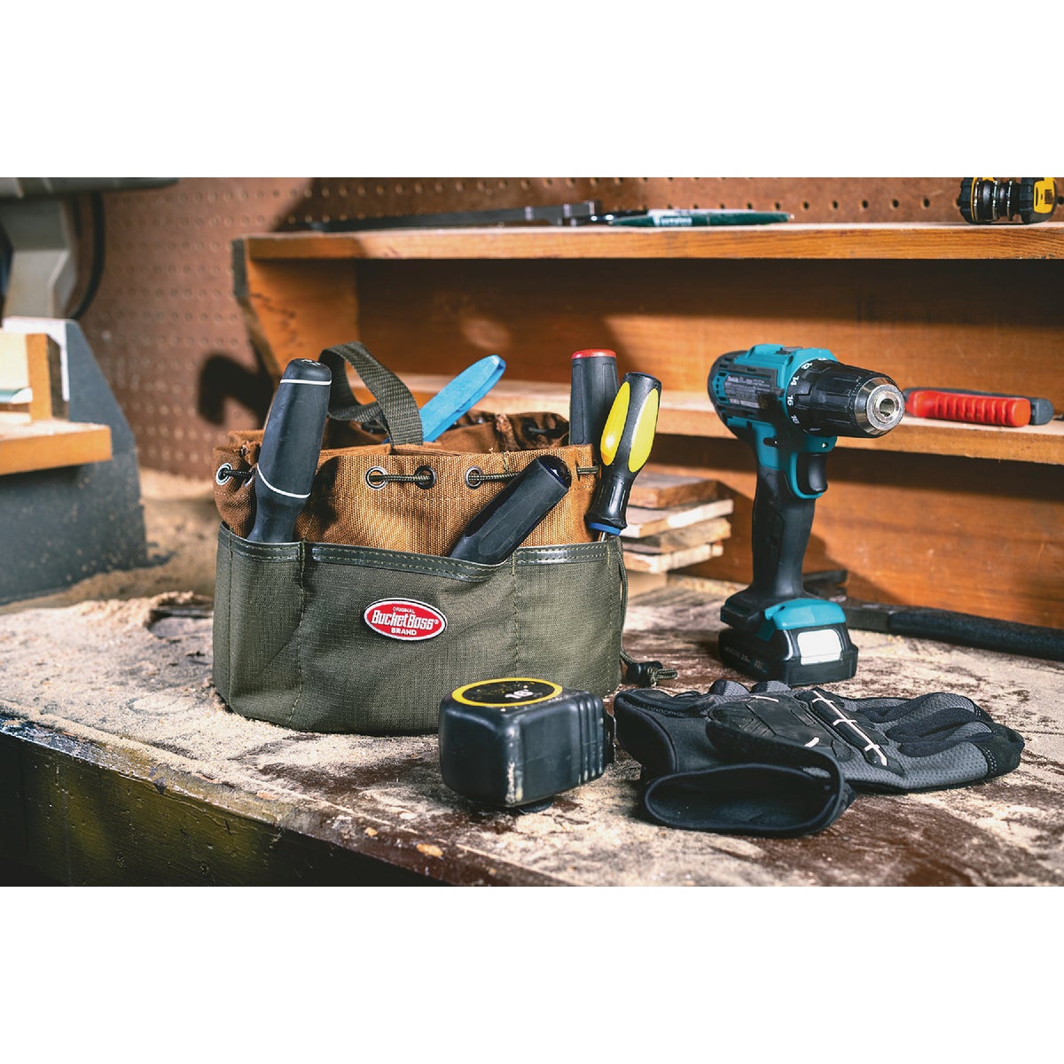 Bucket Boss 19-Pocket Canvas Parachute Bag Image 3