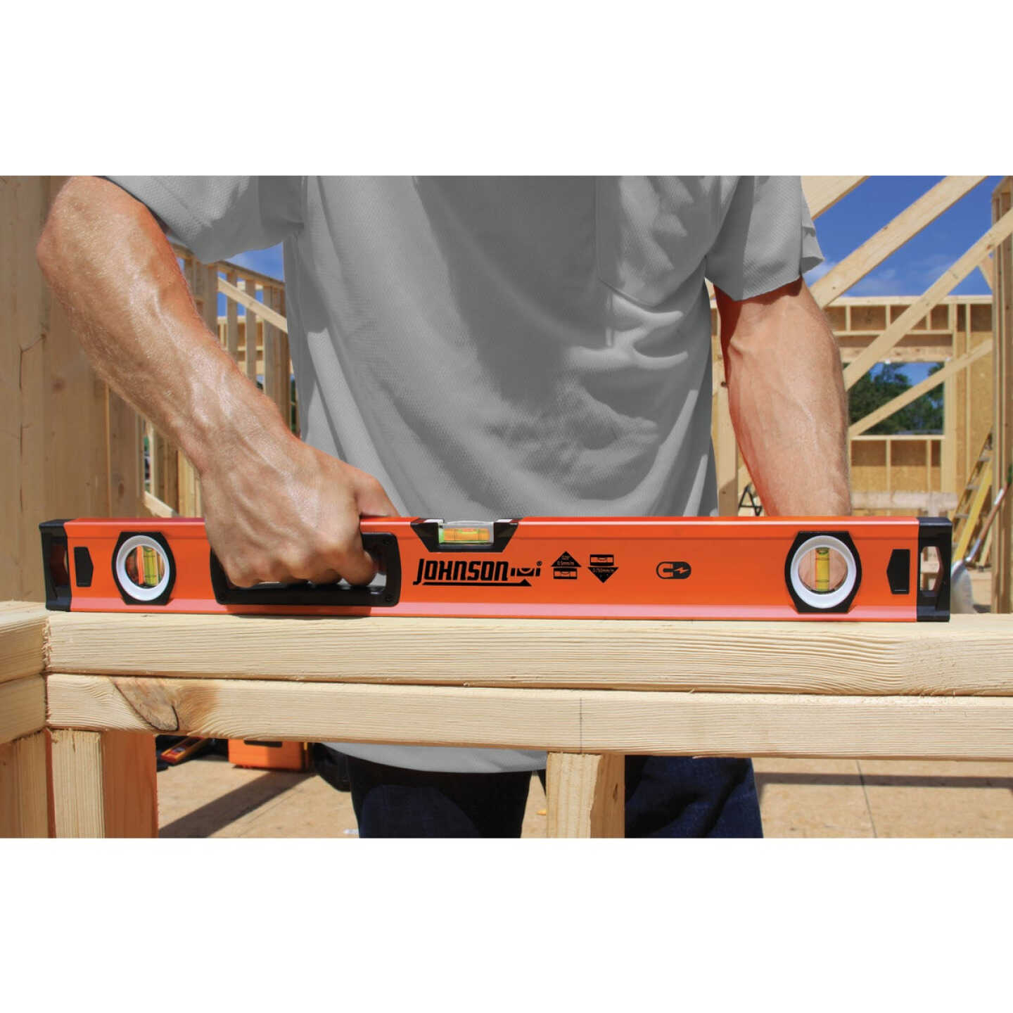 Johnson Level 24 In. Aluminum Box Level Image 2
