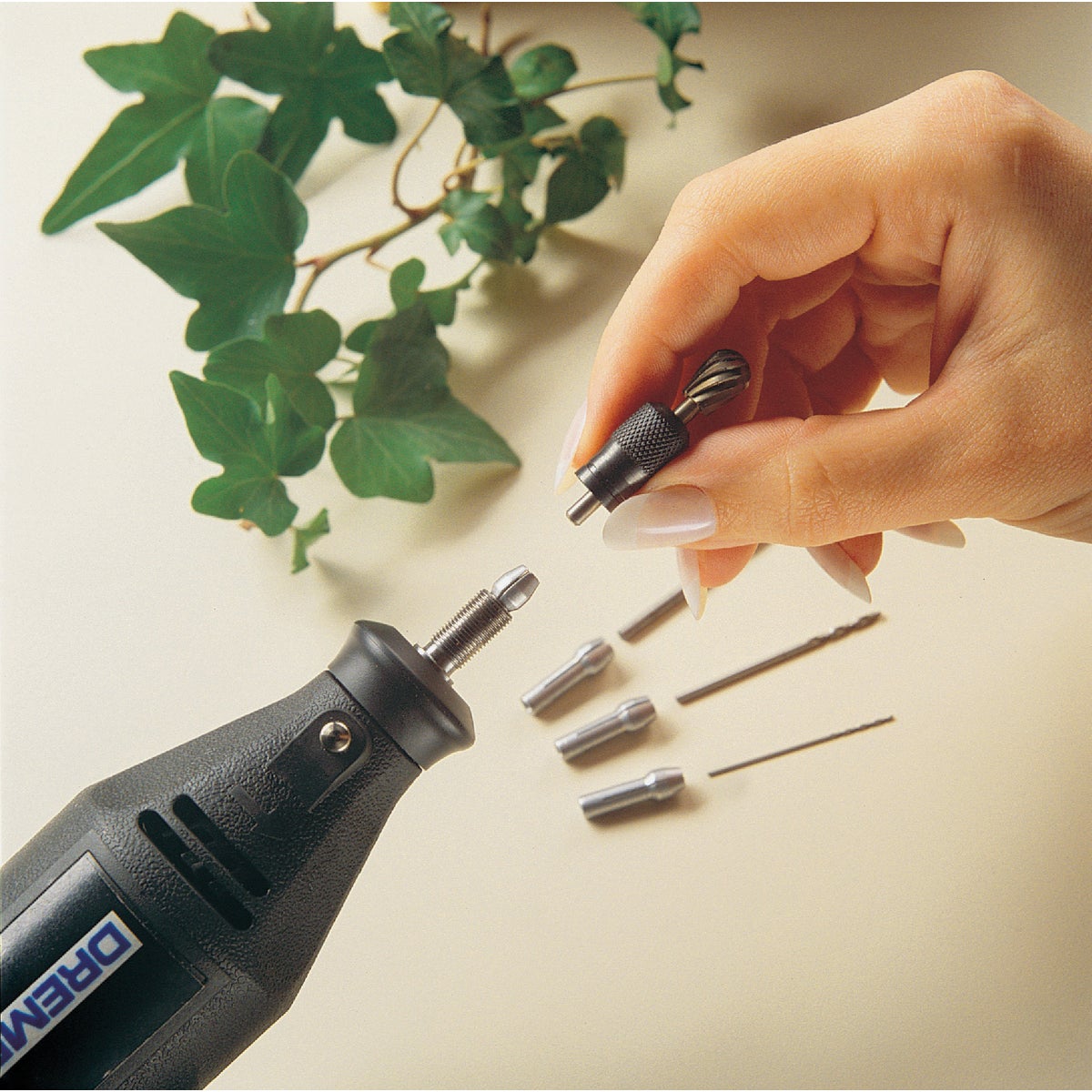 Dremel Quick Change Rotary Tool Collet Nut Set Image 3