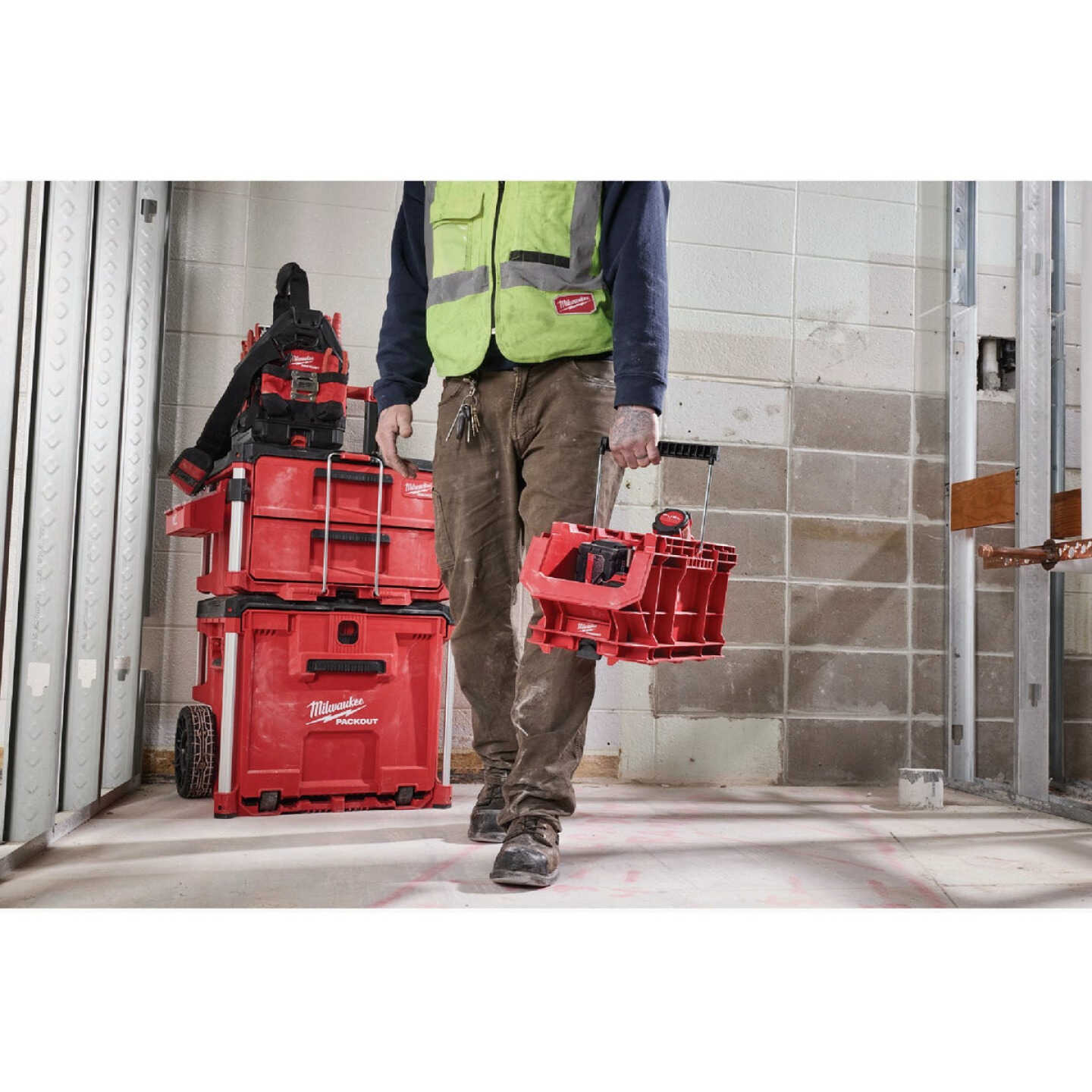 Milwaukee PACKOUT Compact Crate Image 6