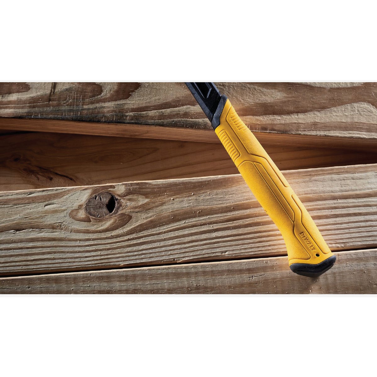 DEWALT 16 Oz. Smooth-Face Rip Claw Hammer with Steel Handle Image 2