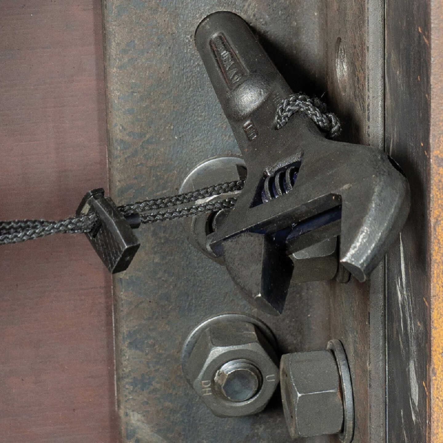Klein 16 In. Adjustable Spud Wrench Image 6