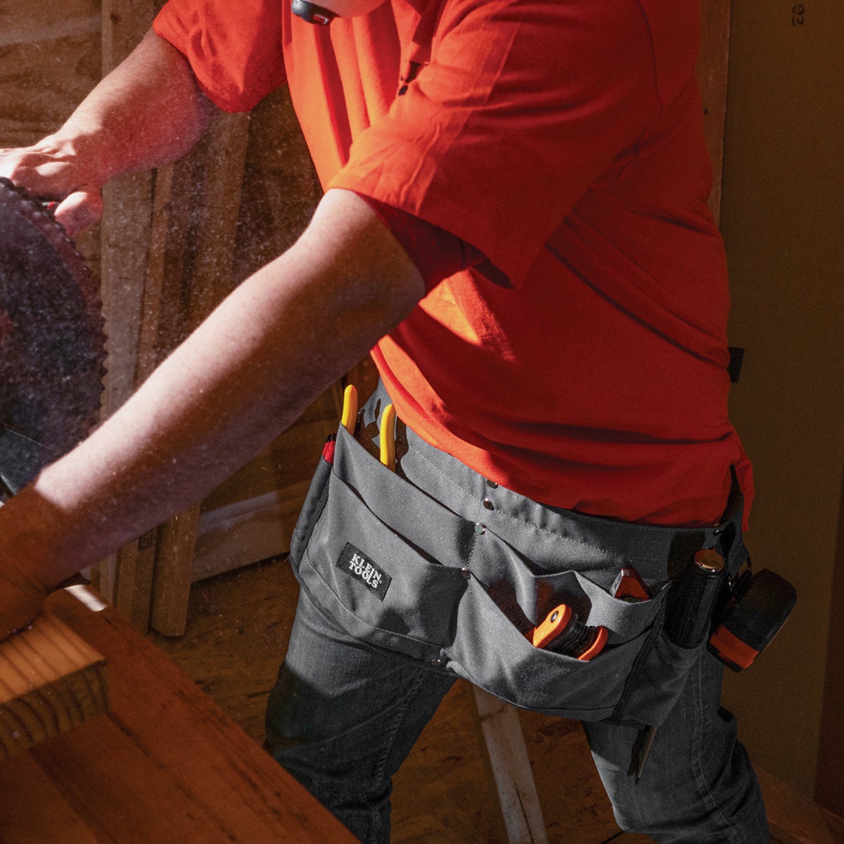 Klein Tools 6-Pocket Canvas Tool Apron Image 2