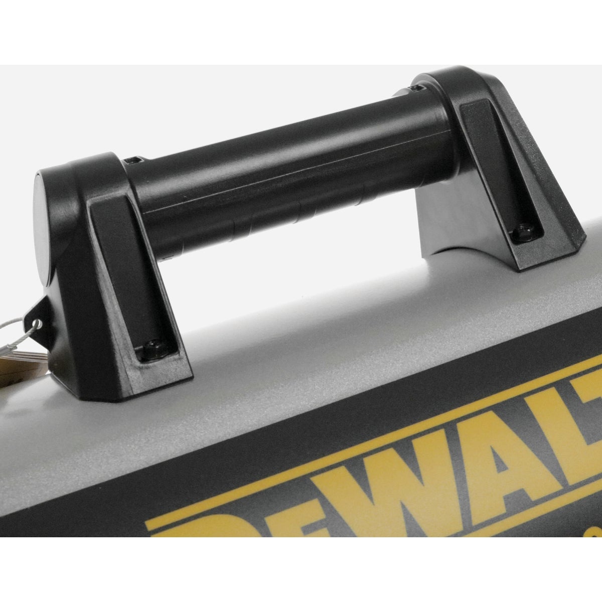 DEWALT 150,000 BTU Propane Forced Air Heater Image 4