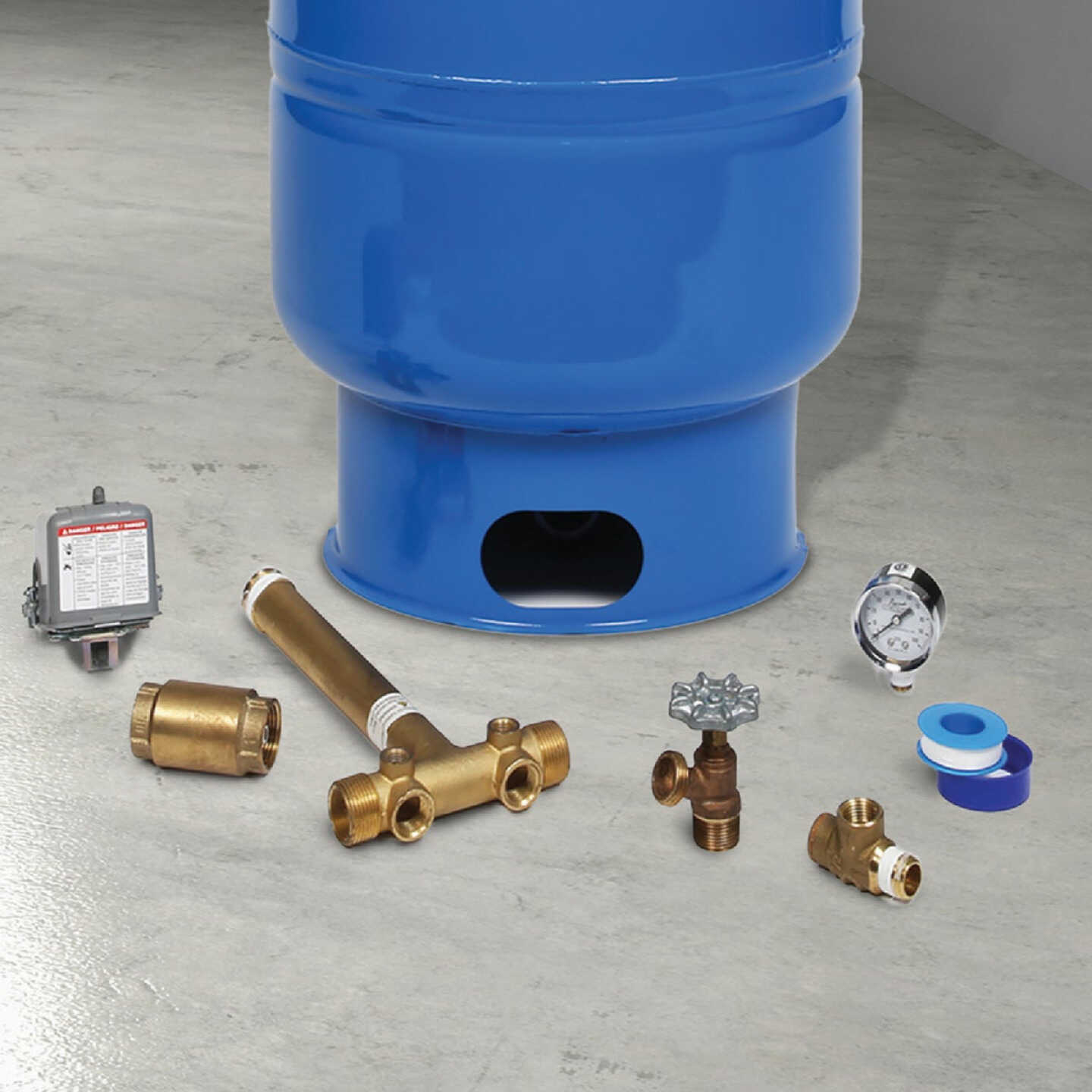 Water Worker 20 Gal. Vertical Pre-Charged Well Pressure Tank Image 2