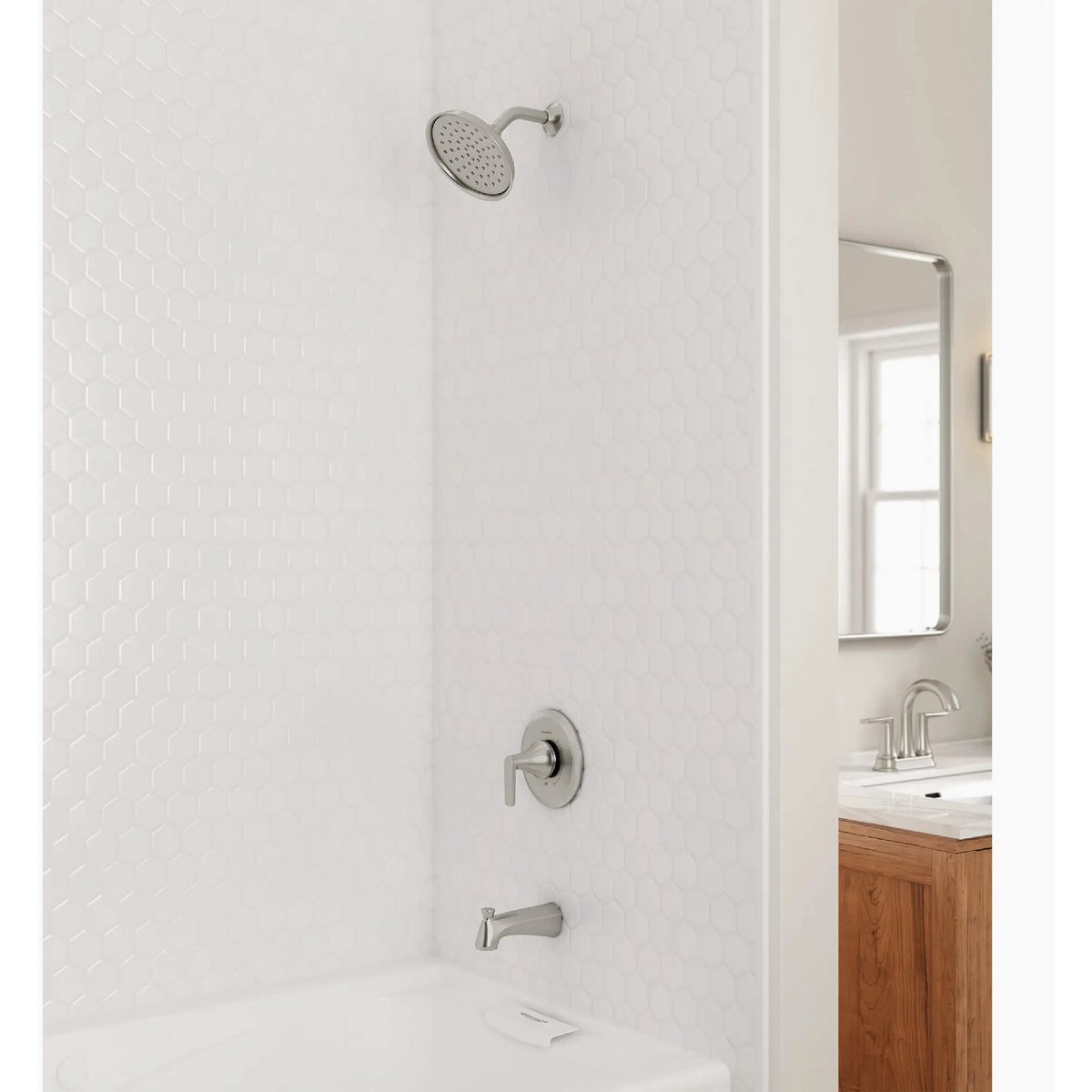American Standard Becklow Brushed Nickel Single-Handle Lever Tub & Shower Faucet Image 4