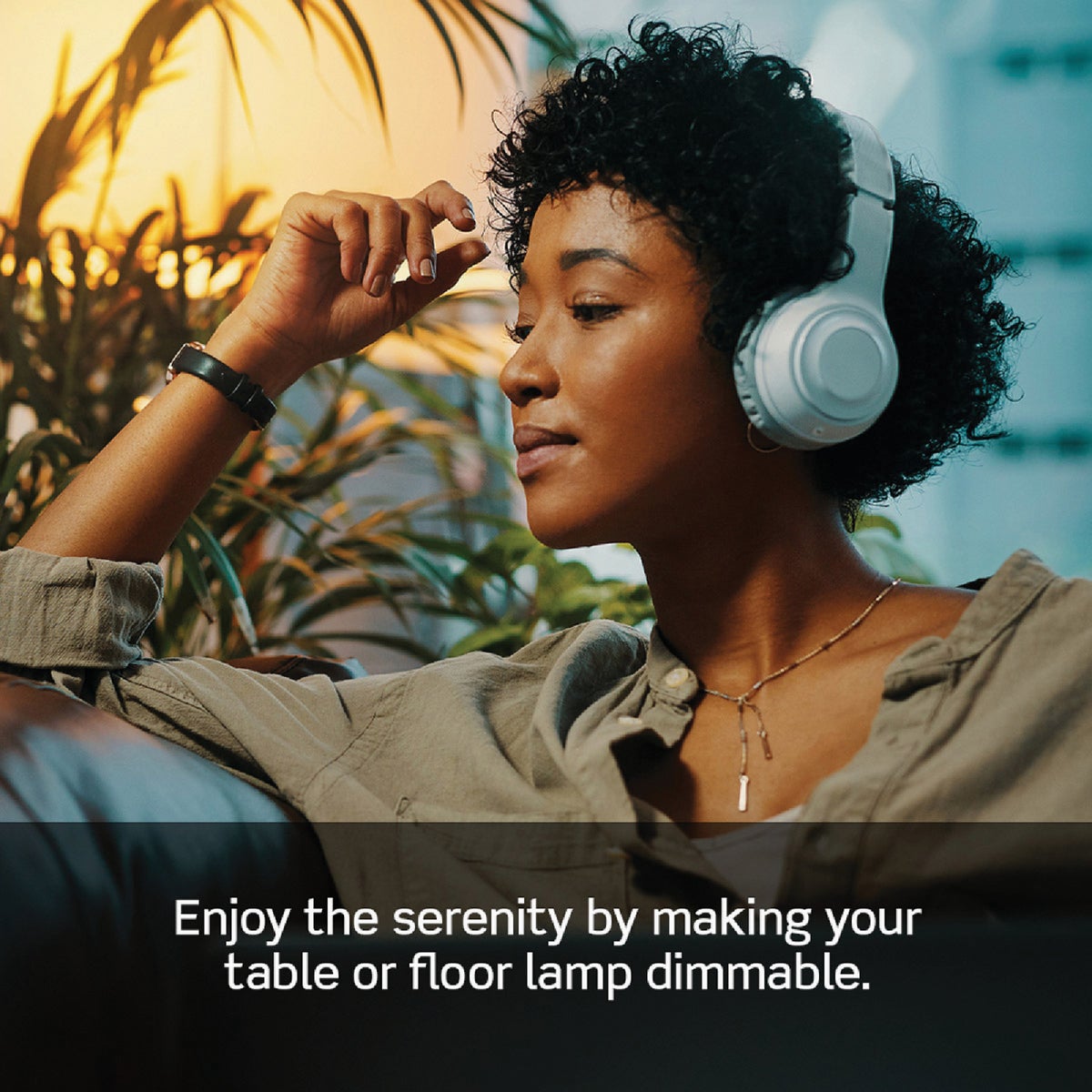 Leviton 300W Incandescent & Halogen/150W LED 120V Table Top Plug In Lamp Dimmer Image 2
