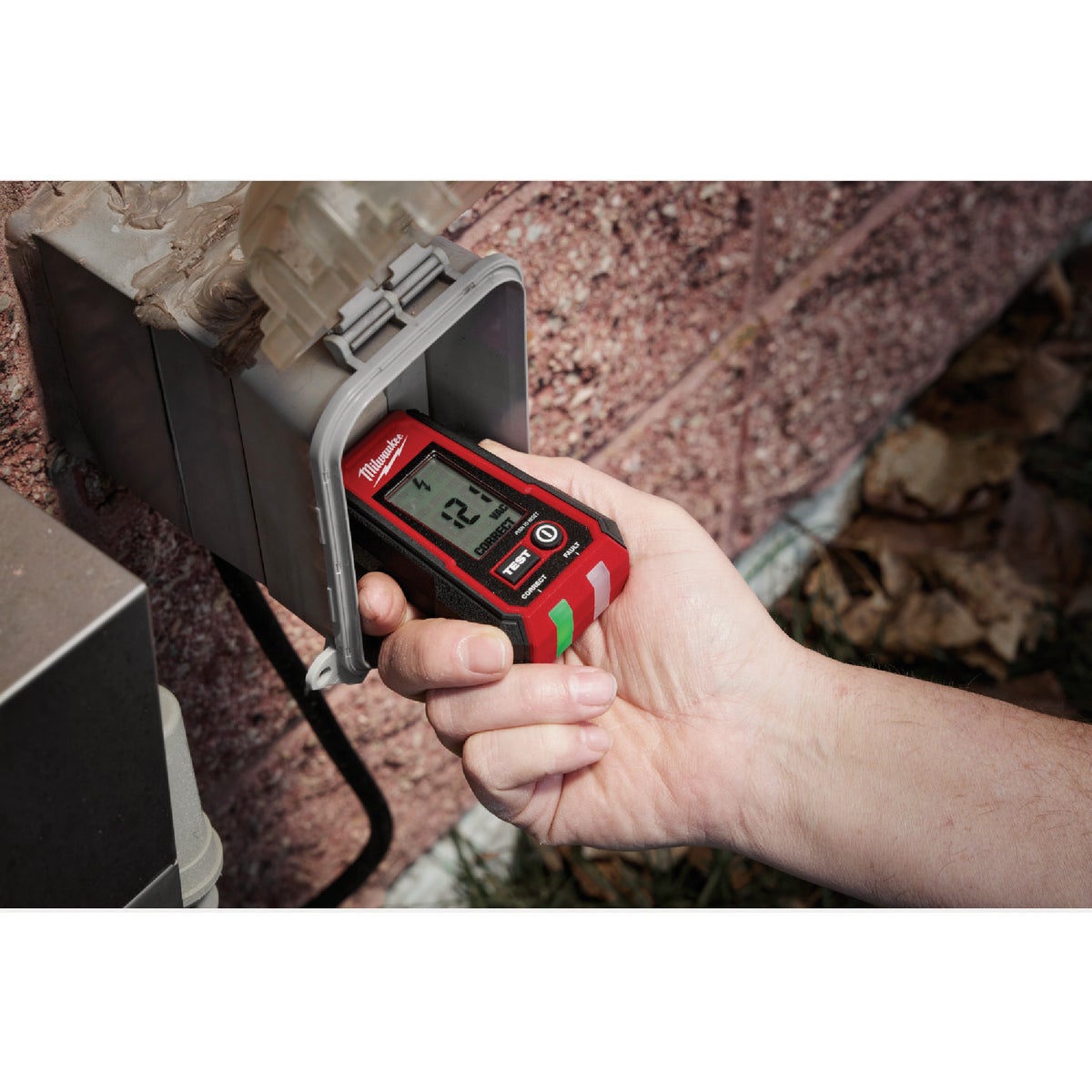 Milwaukee Digital GFCI Receptacle Tester Image 4