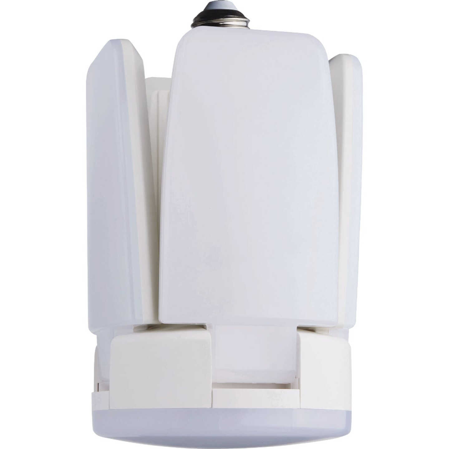 Satco Nuvo 200W Incandescent Equivalent Medium Base Multi-Beam LED High-Intensity Replacement Light Bulb Image 4