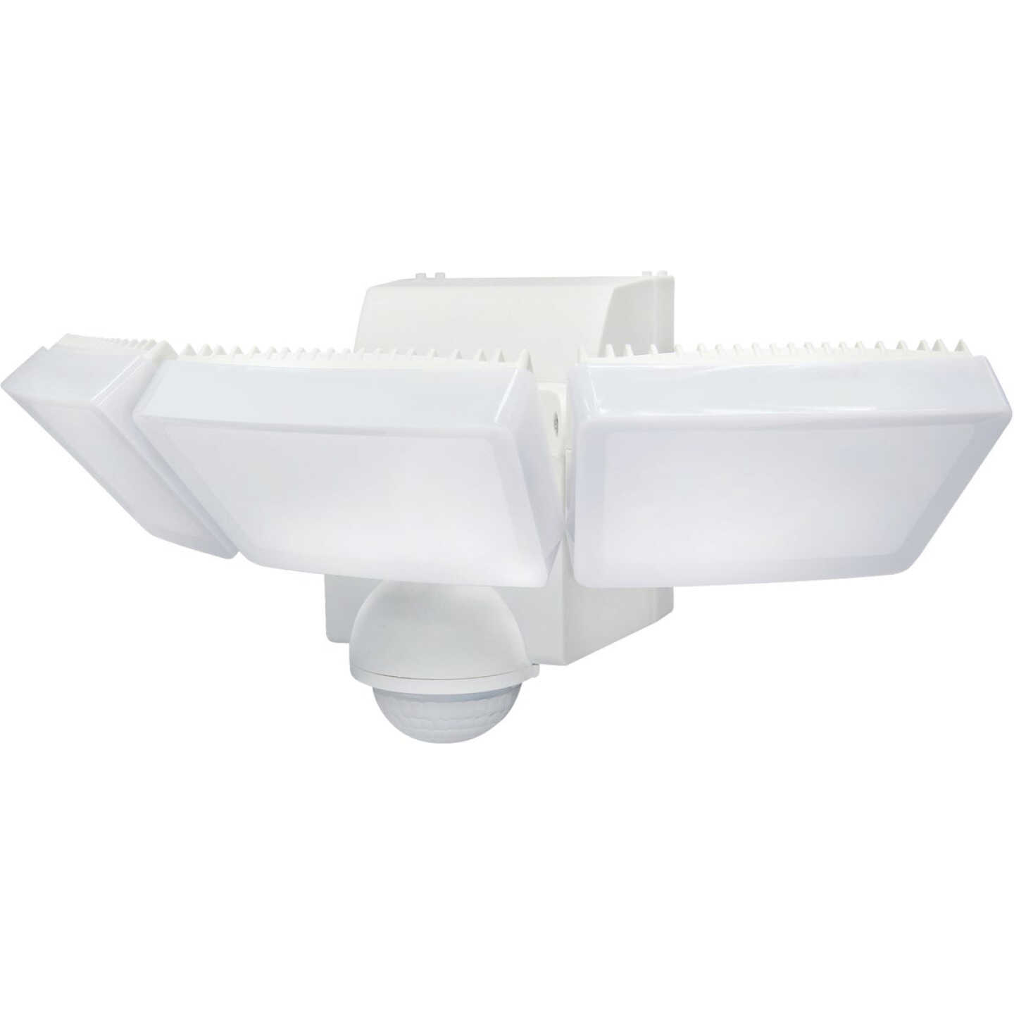 IQ America White 1200 Lm. LED Motion Sensing Battery Operated 3-Head Security Light Fixture Image 1
