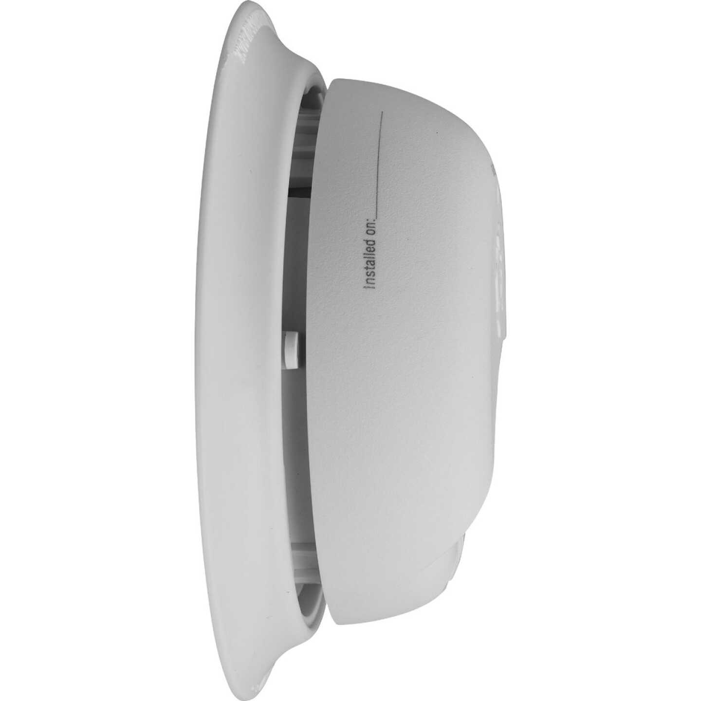 First Alert 10 Year Battery Ionization Smoke Alarm Image 4