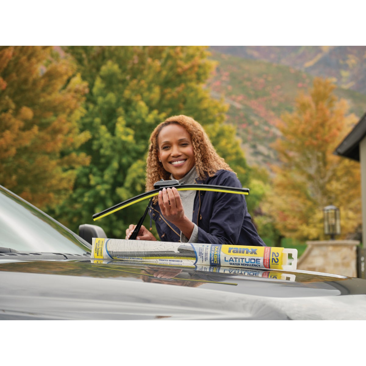 Rain-X Latitude 22 In. Wiper Blade Image 6