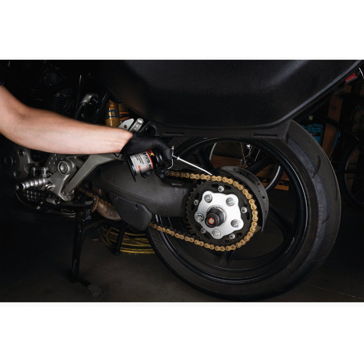 Performance Tool 6 Oz. Pistol Oiler with Rigid Hose Image 2